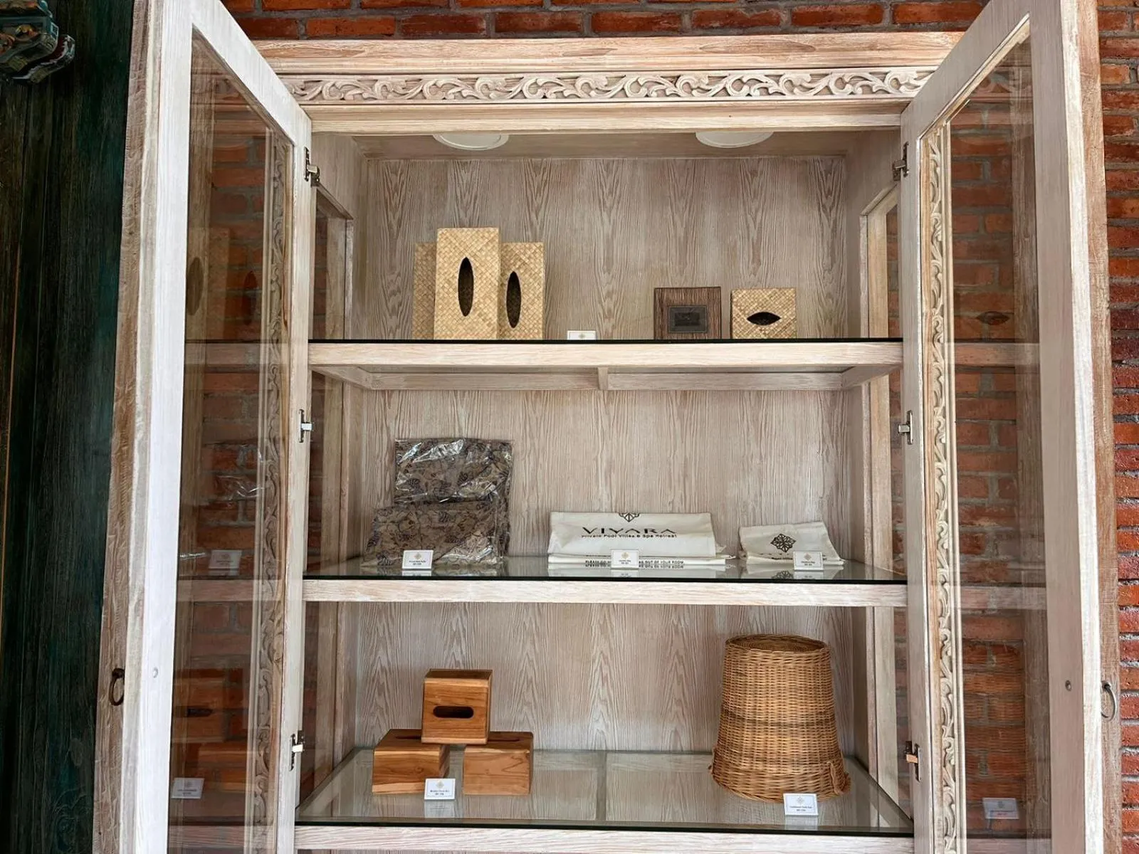 Shopping Area in Vivara Bali Private Pool Villas & Spa Retreat