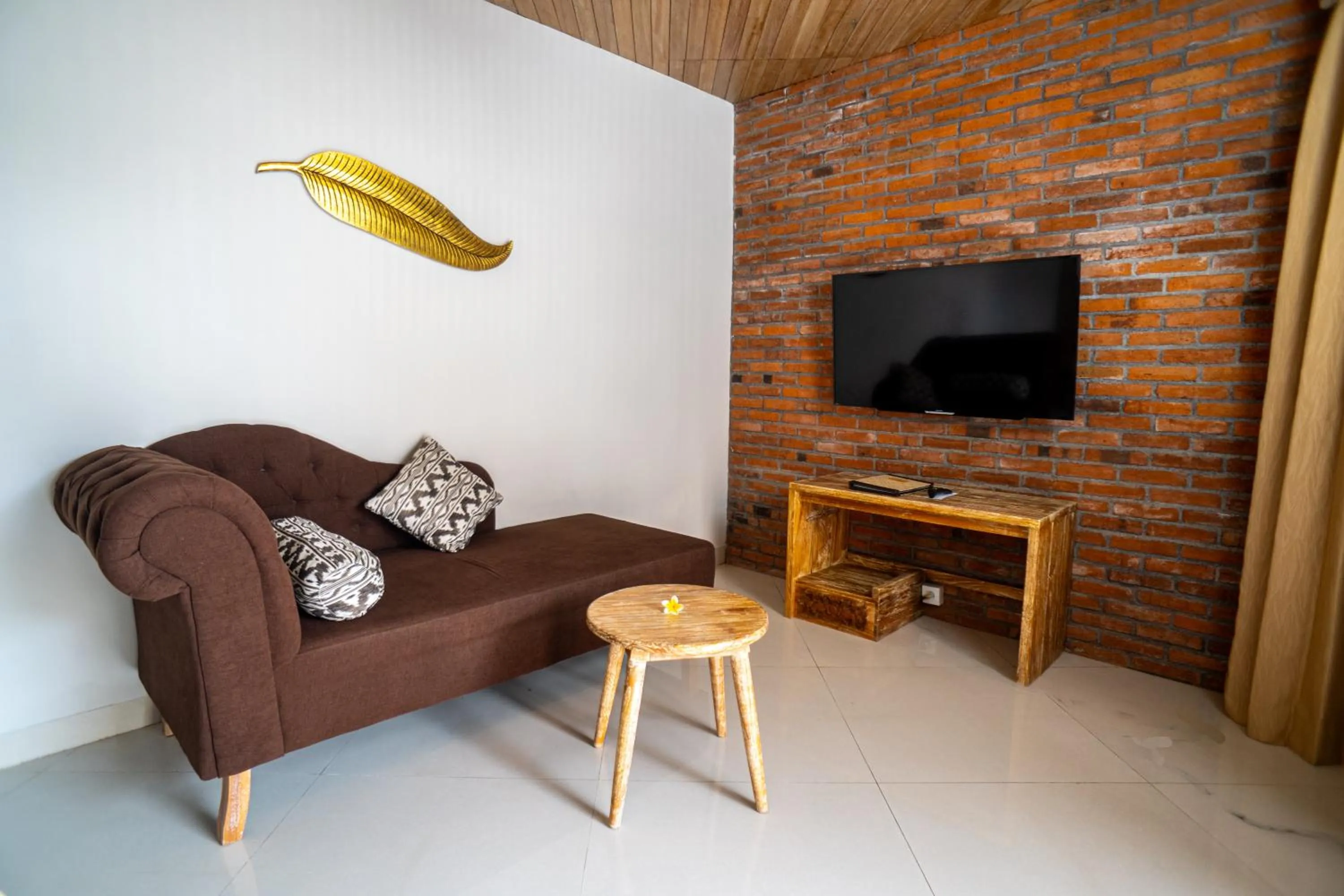 TV and multimedia in Vivara Bali Private Pool Villas & Spa Retreat