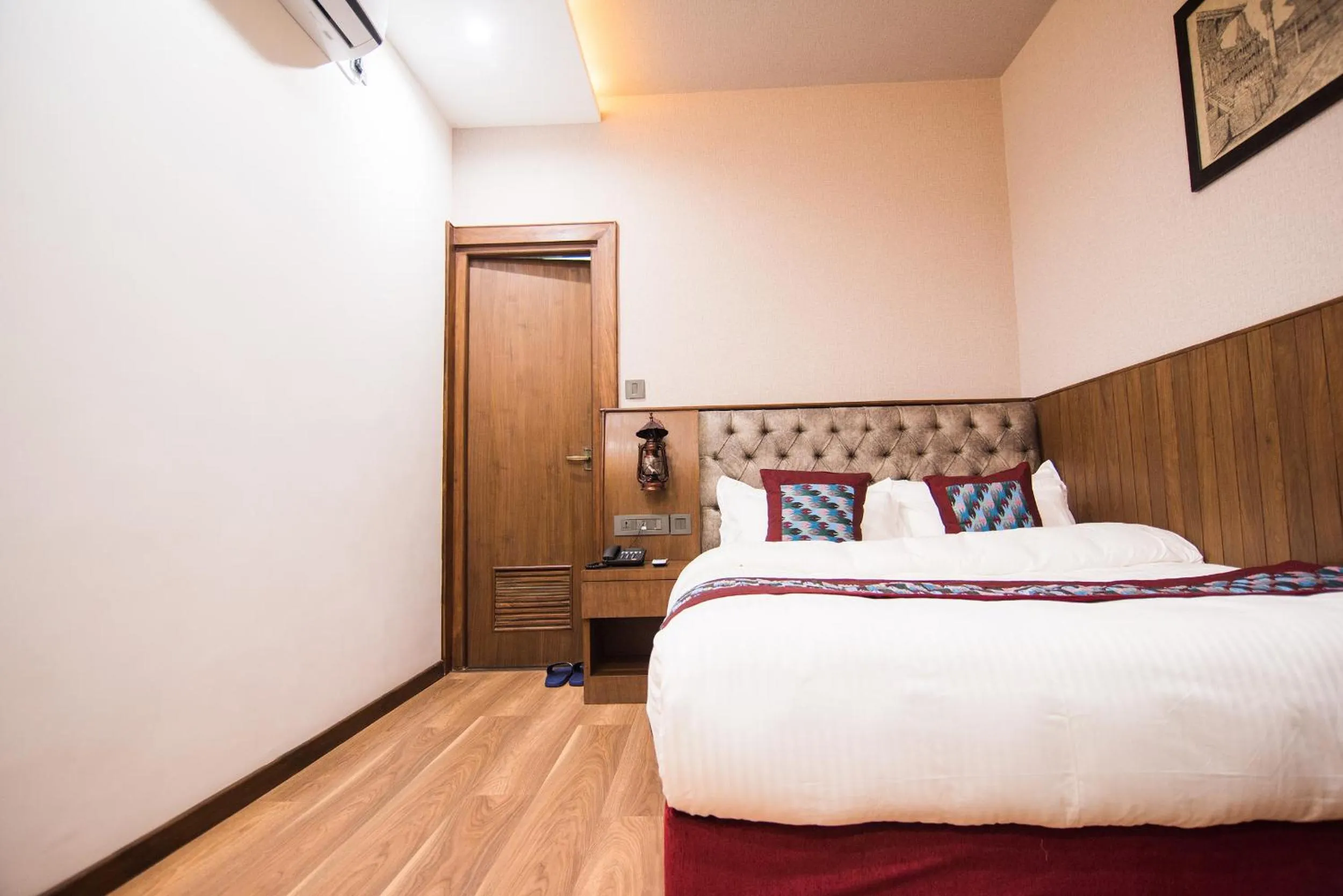 Bed in Everest Boutique Hotel