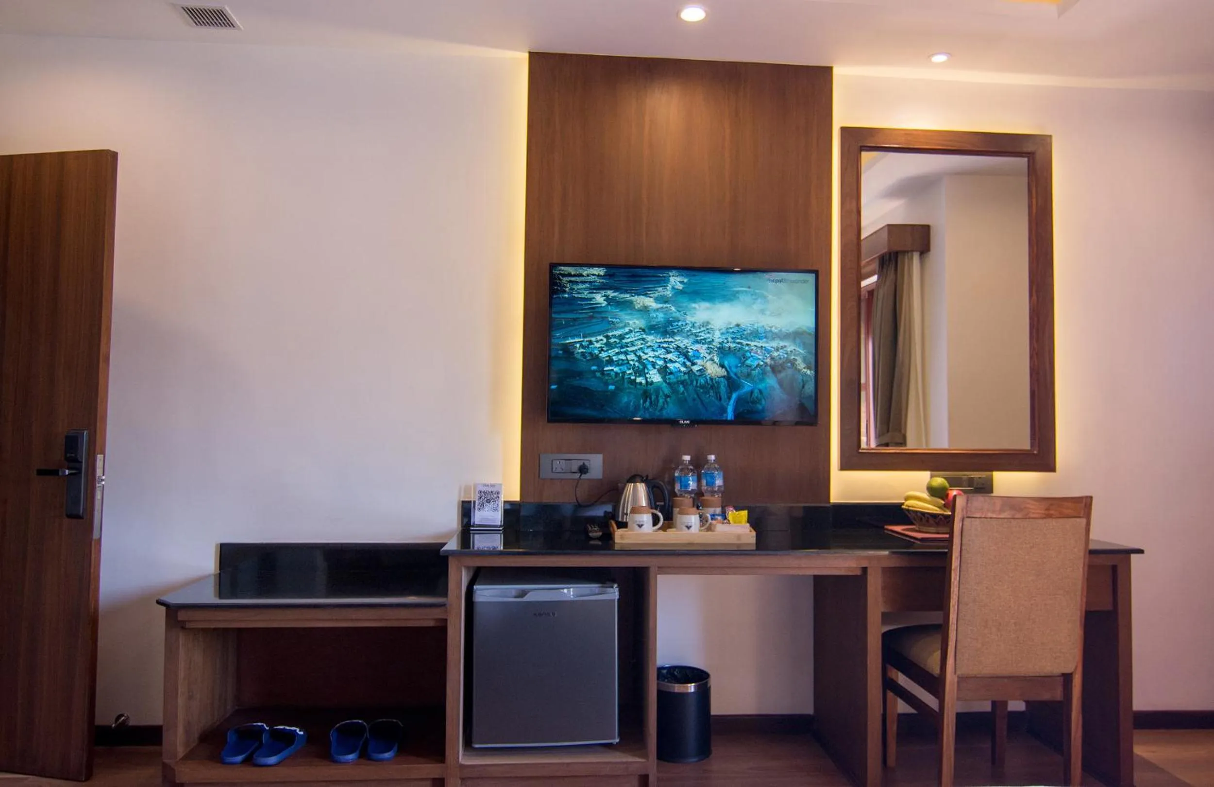TV and multimedia in Everest Boutique Hotel