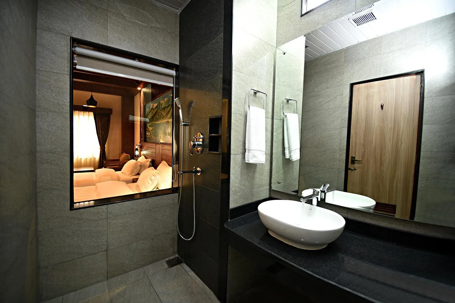 Bathroom in Everest Boutique Hotel