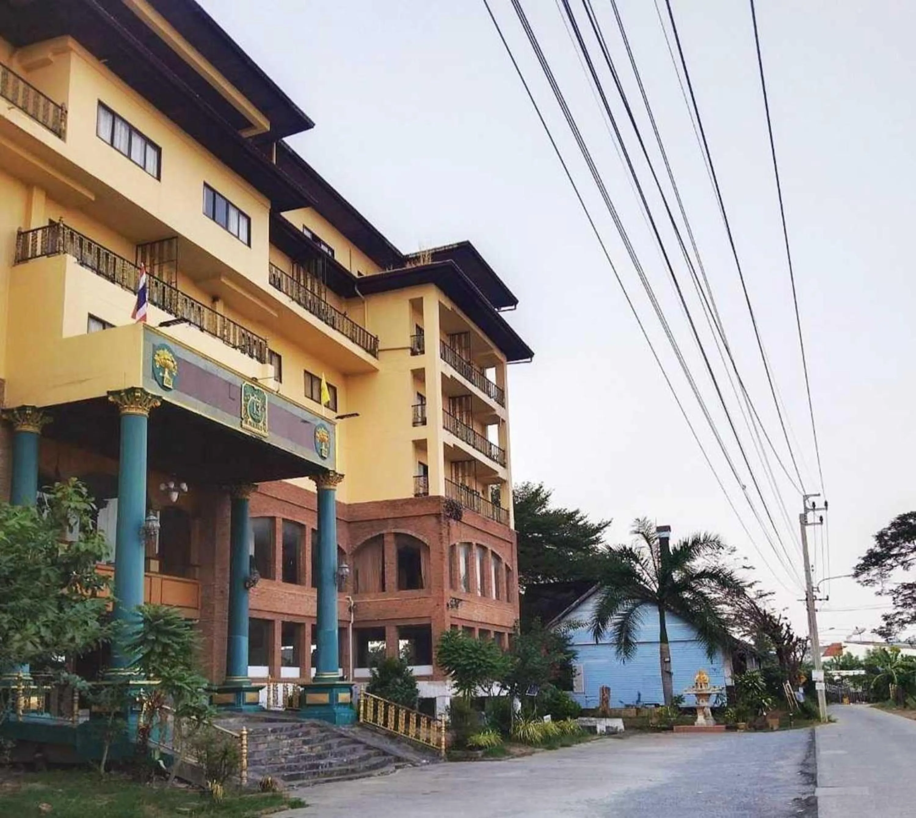 Neighbourhood in OYO 75466 -13 Coins Bang Yai Hotel