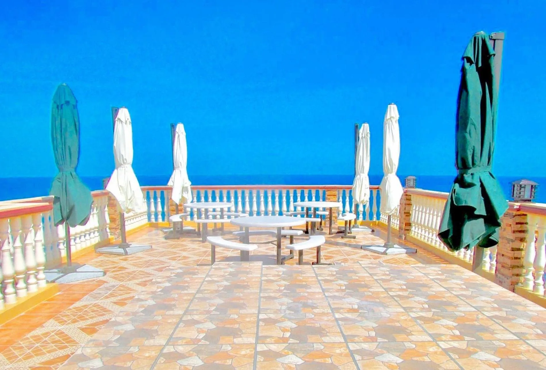 Balcony/Terrace in RedDoorz @ Joyce Palace Antique