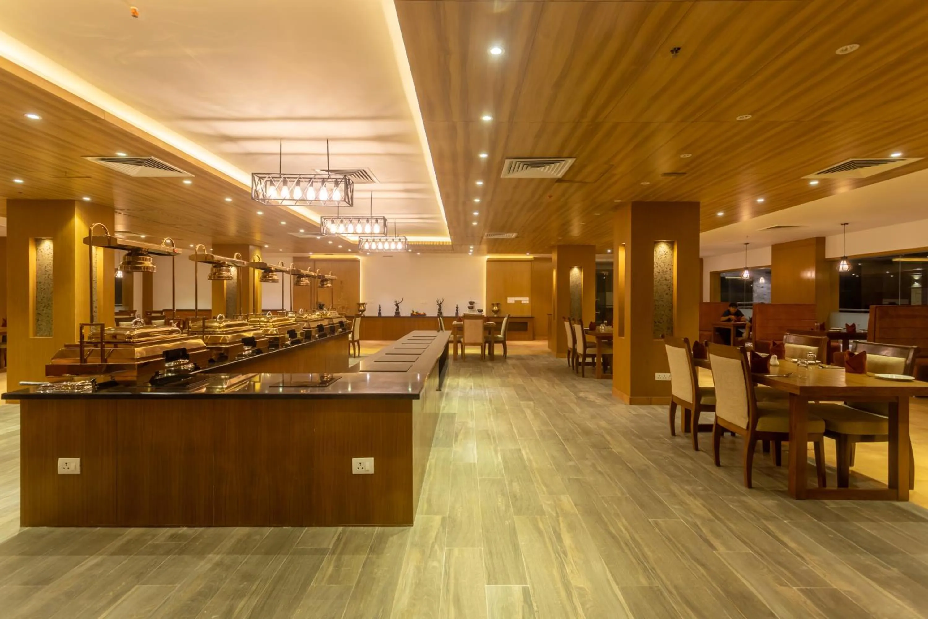 Restaurant/places to eat in Soaltee Westend Resort Chitwan