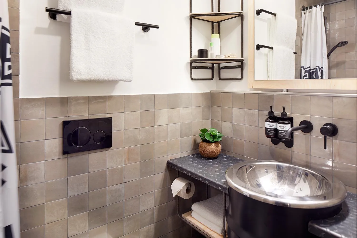 Toilet in Bretterbude Büsum