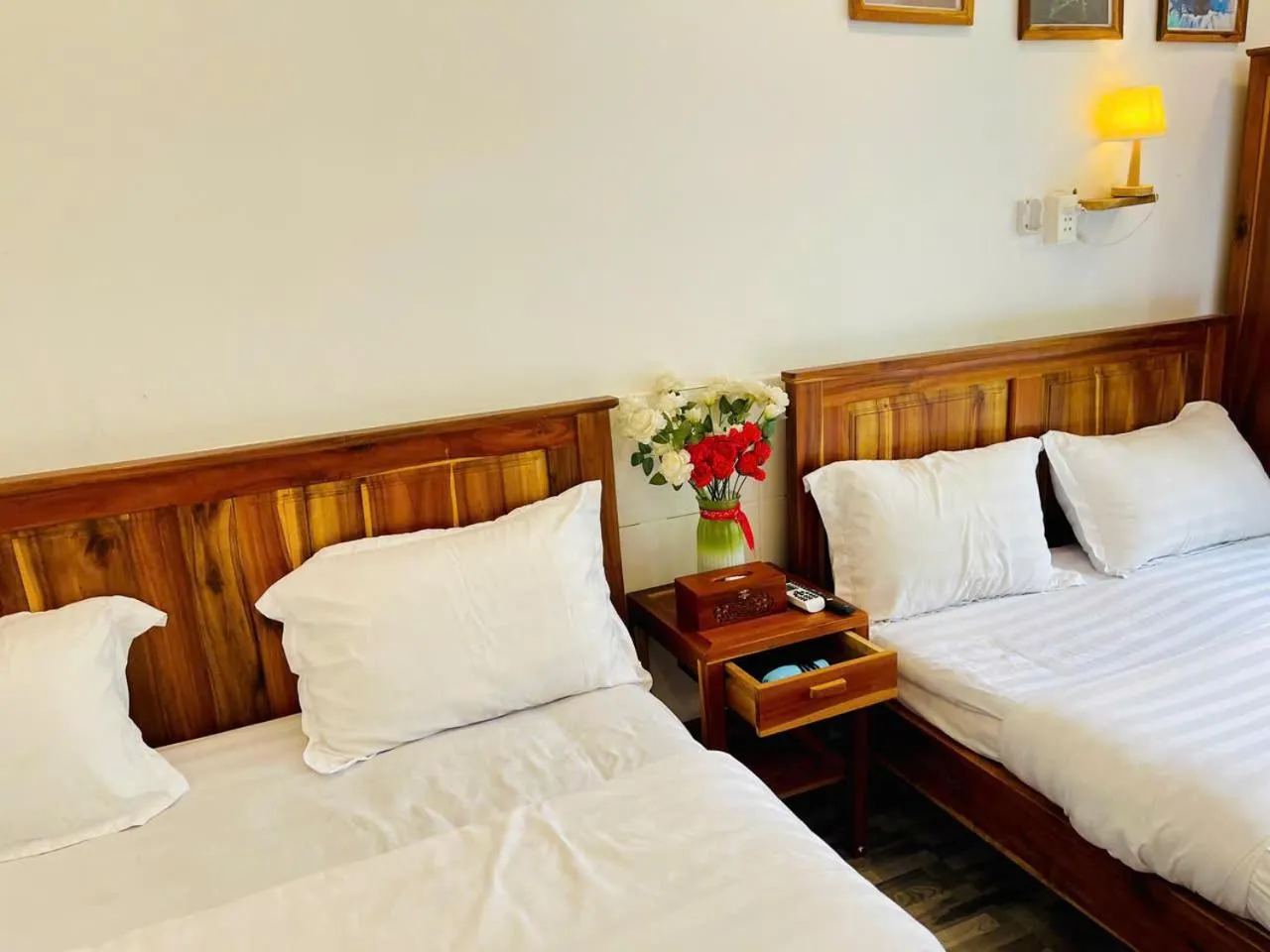 Seating area, Bed in Hoang Phuc resort