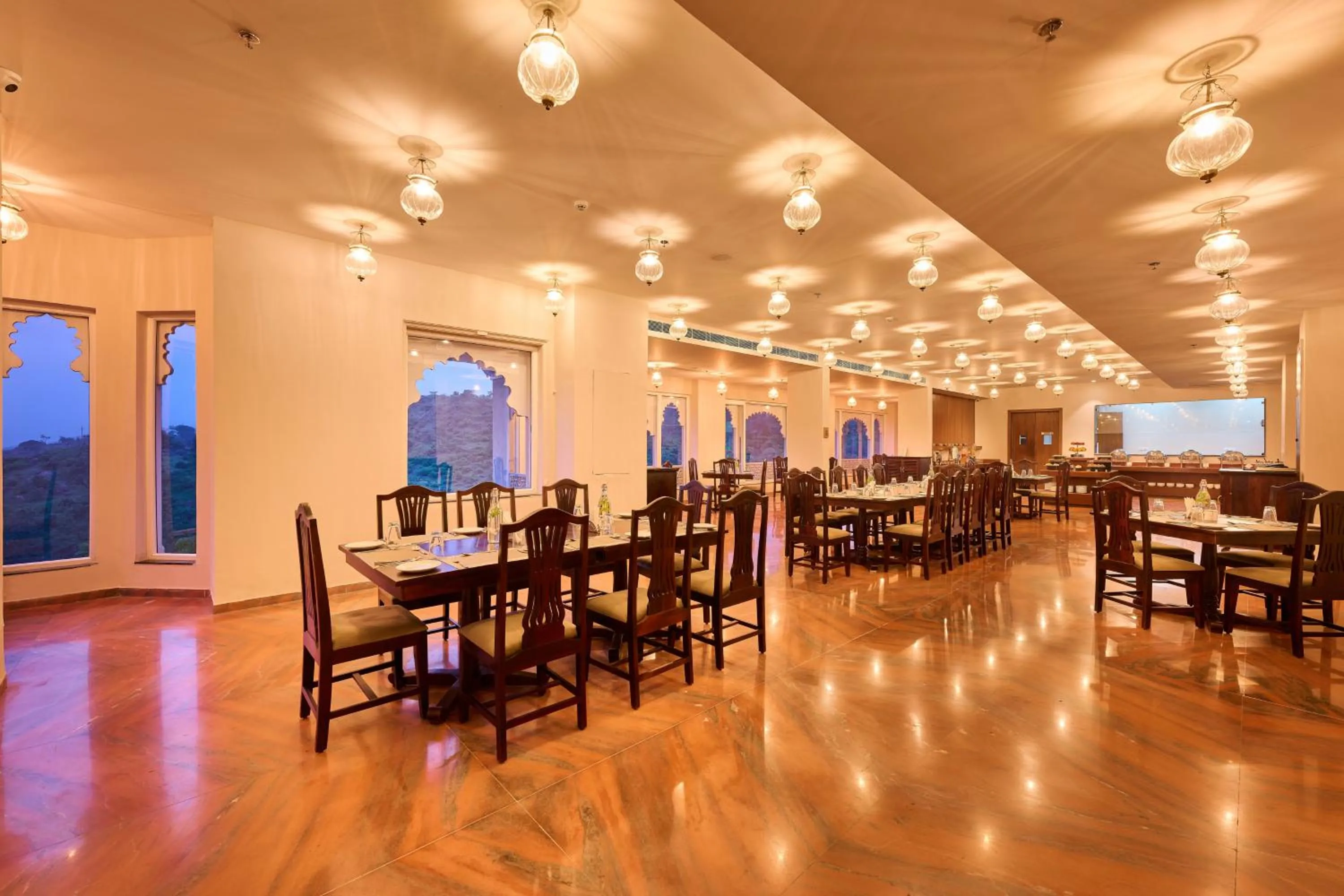 Restaurant/places to eat in Turban Bhawani Heritage, Kumbhalgarh