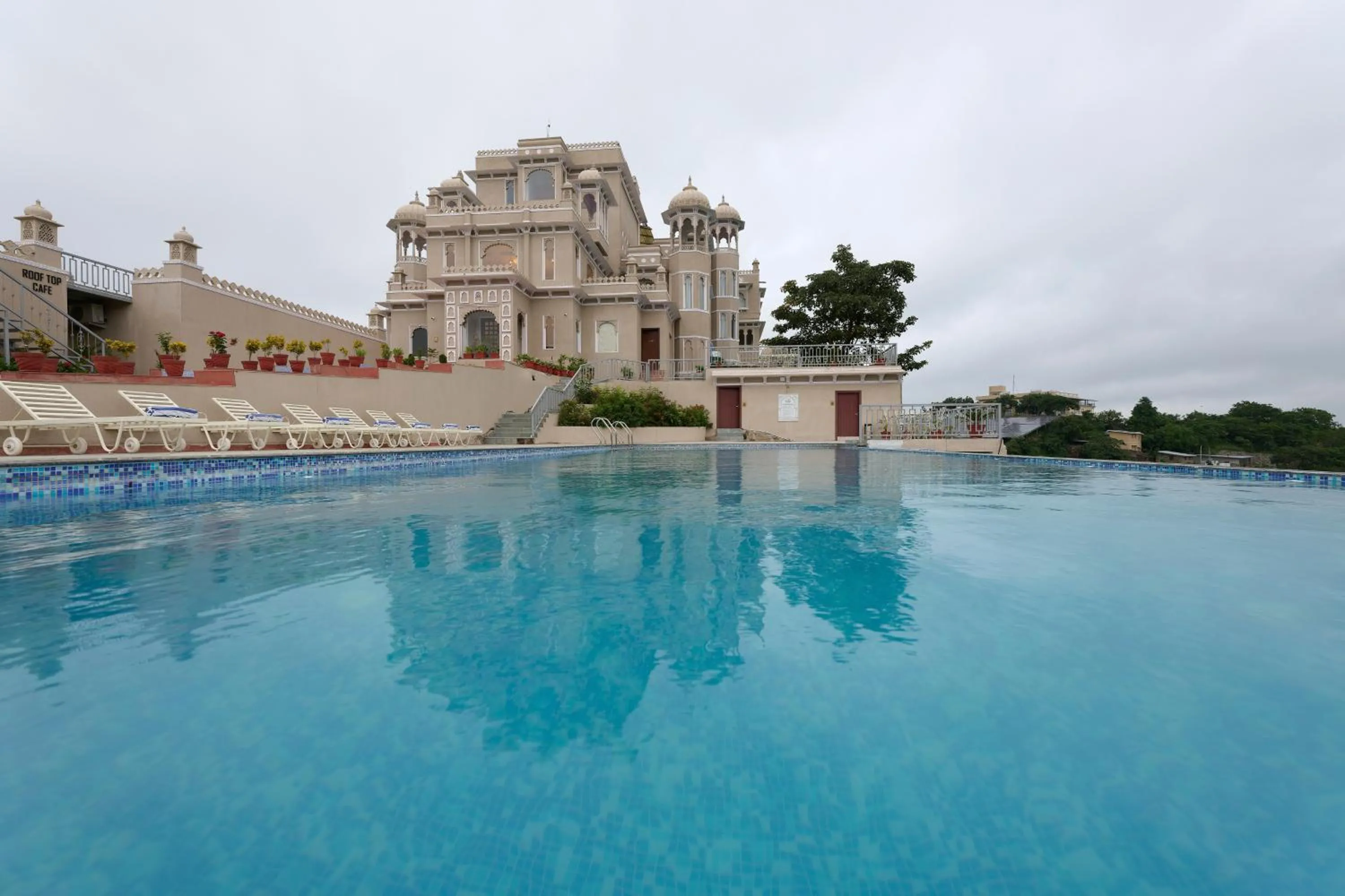 Swimming pool in Turban Bhawani Heritage, Kumbhalgarh