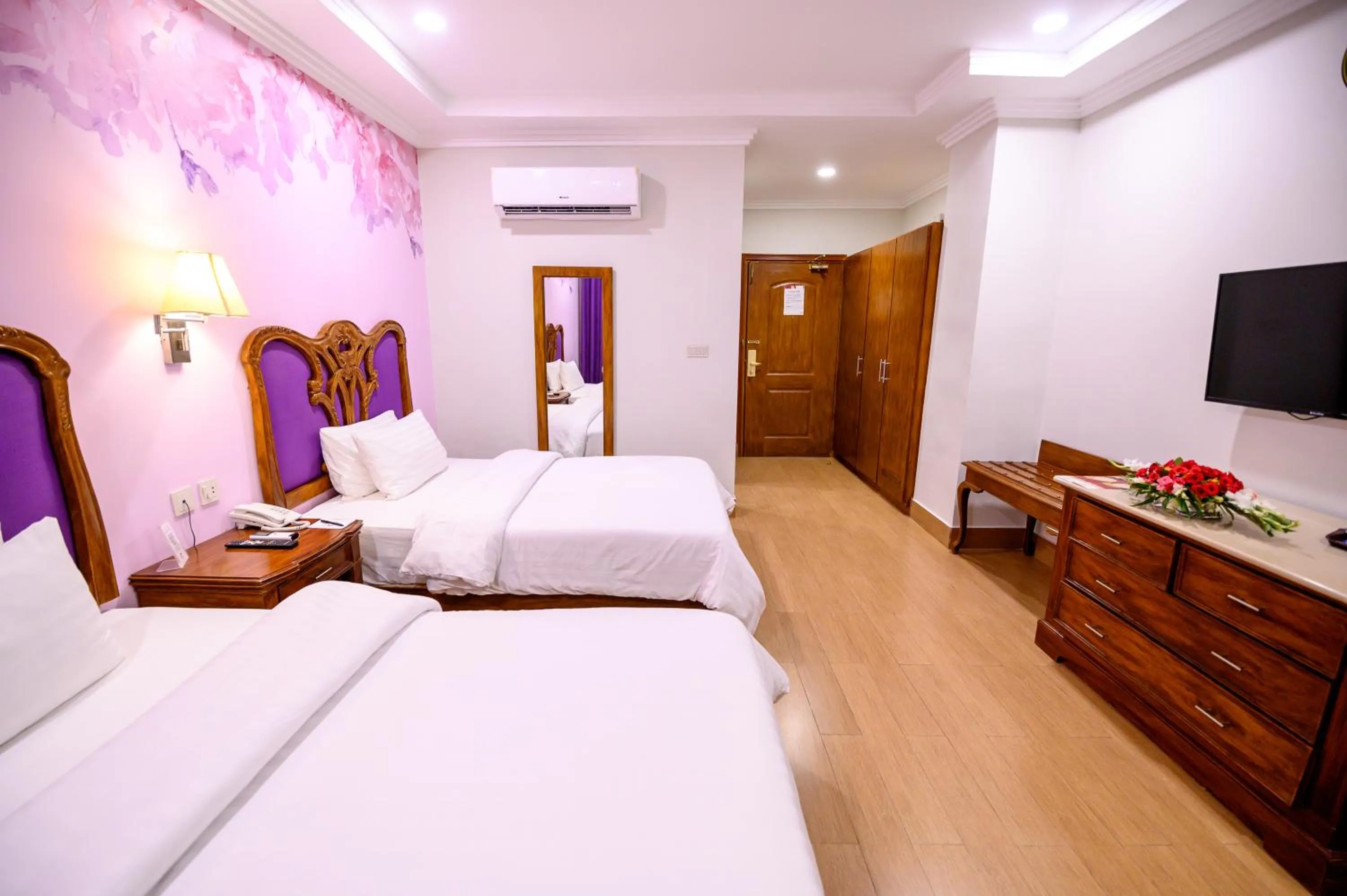 Bedroom, Bed in Hotel One Sargodha