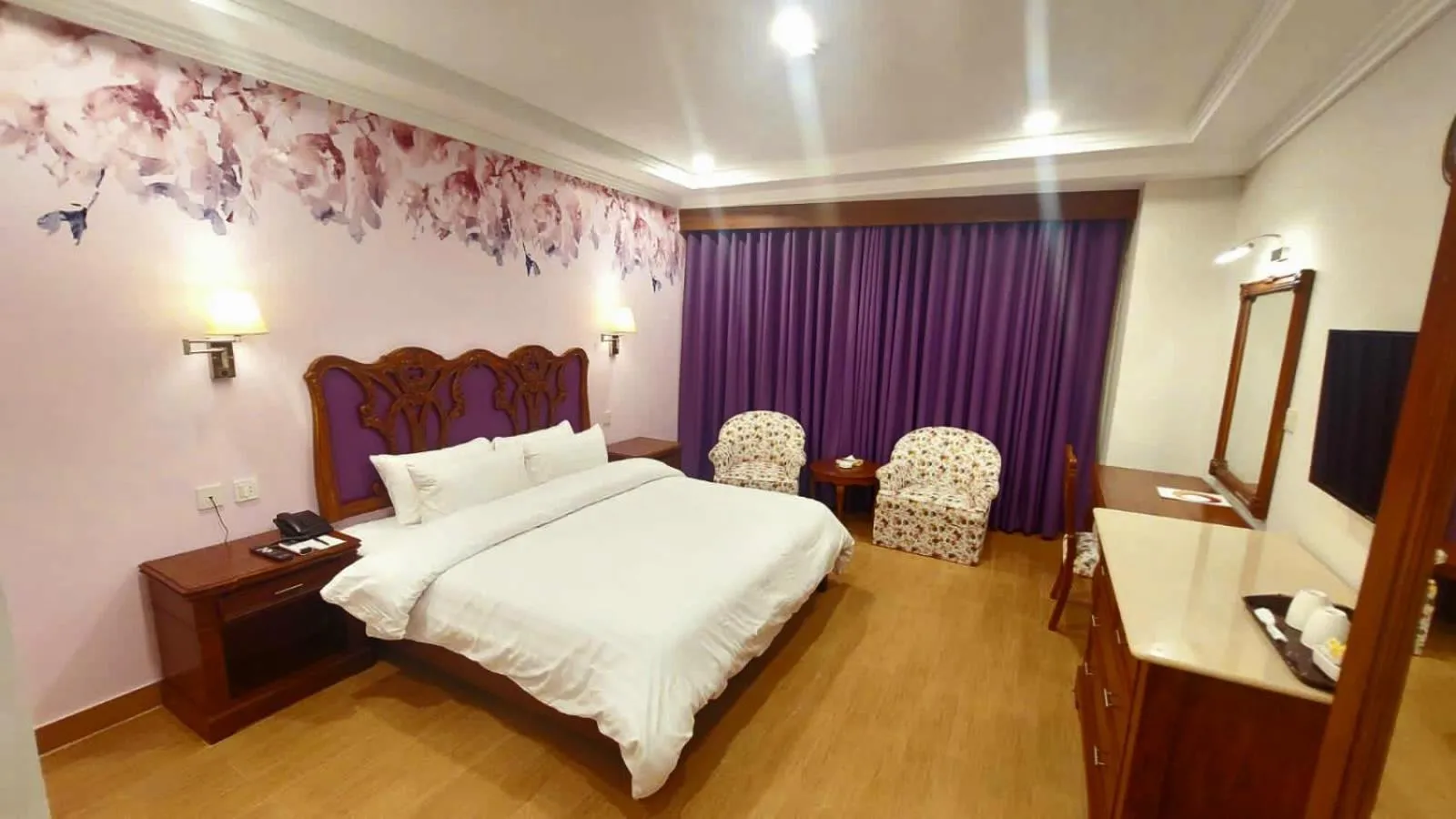 Bedroom, Bed in Hotel One Sargodha