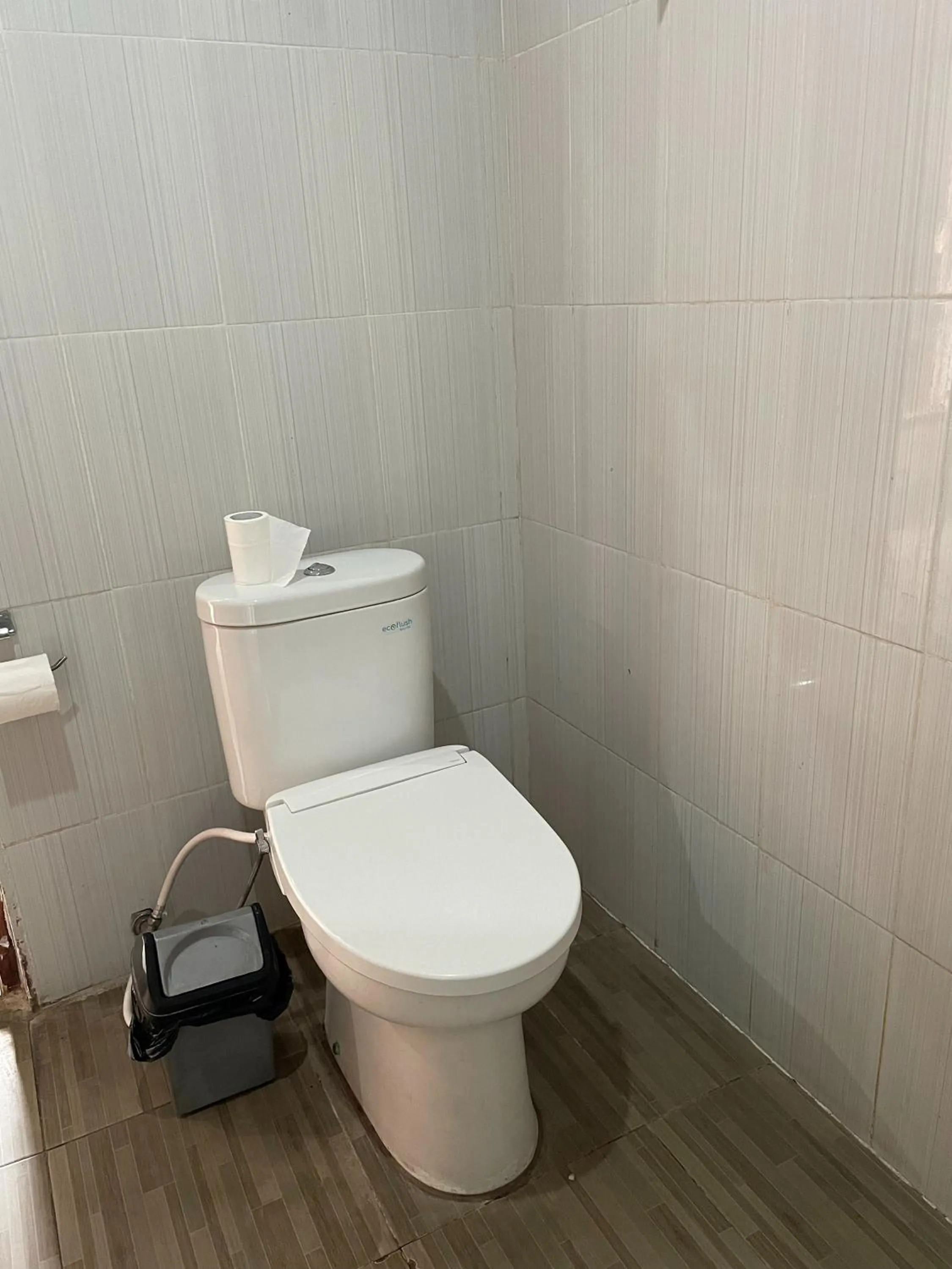 Toilet in Caldera Hotel & Restaurant