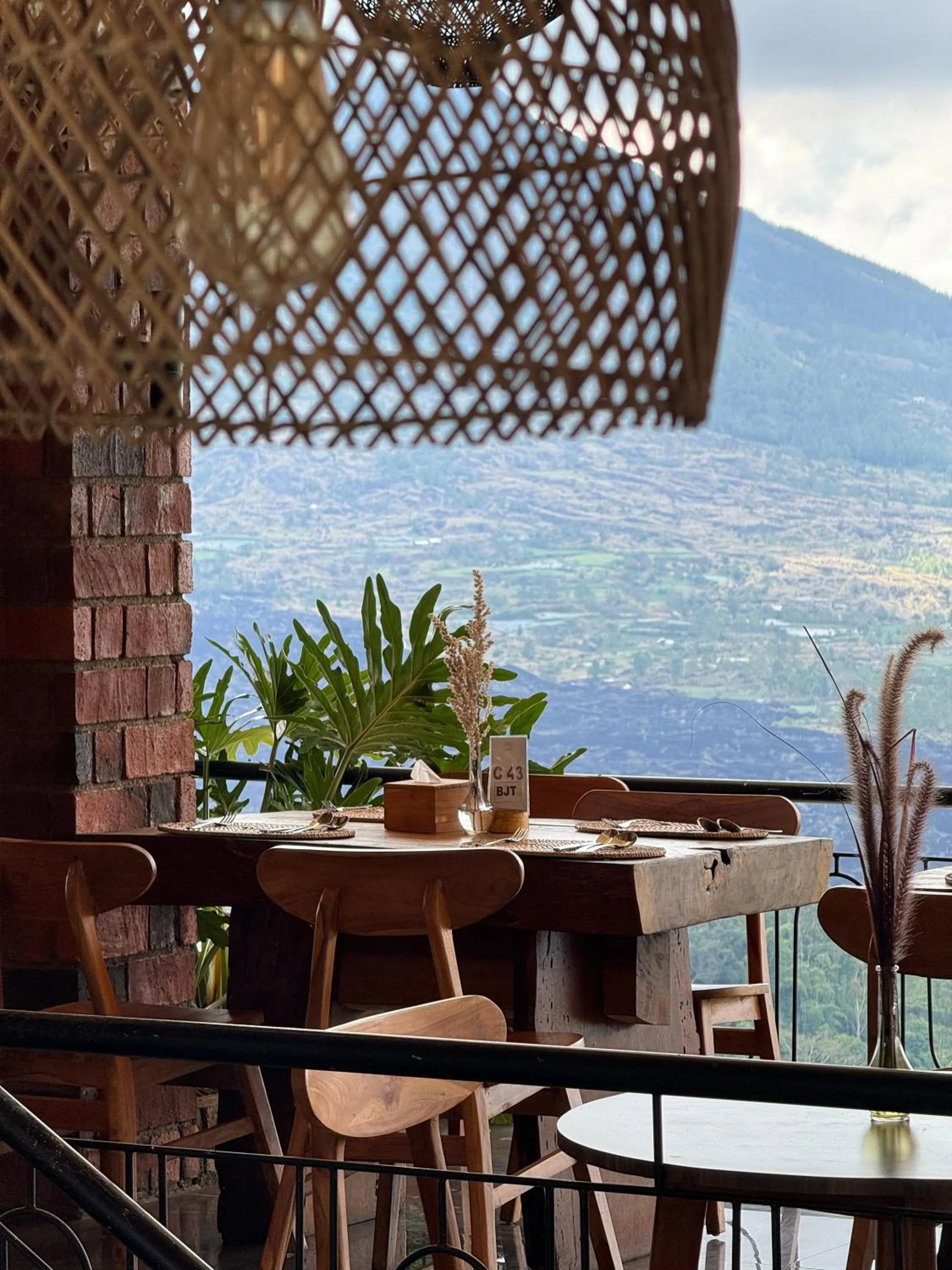 Restaurant/places to eat in Caldera Hotel & Restaurant