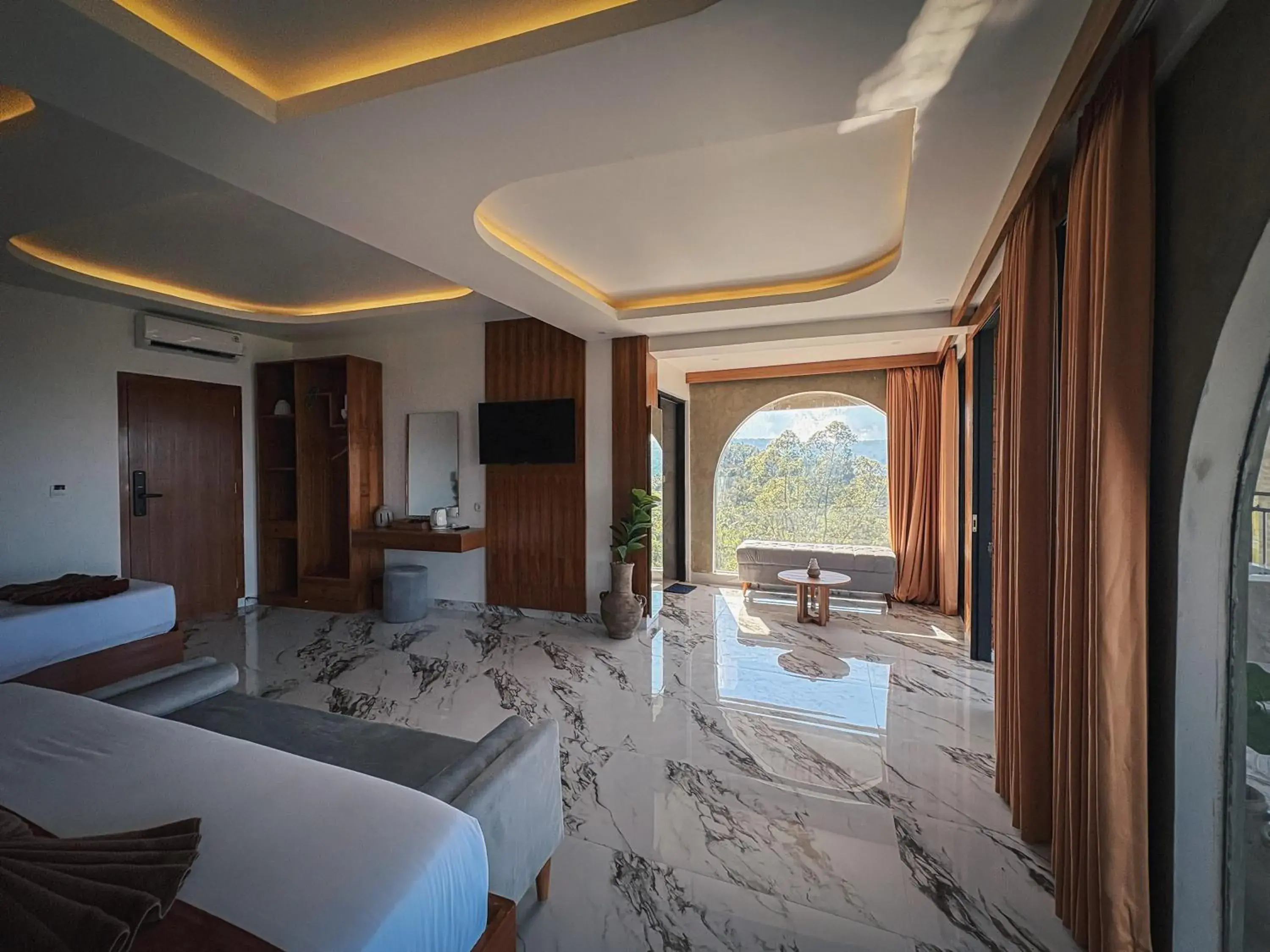 Bedroom in Caldera Hotel & Restaurant Bedroom in Caldera Hotel & Restaurant