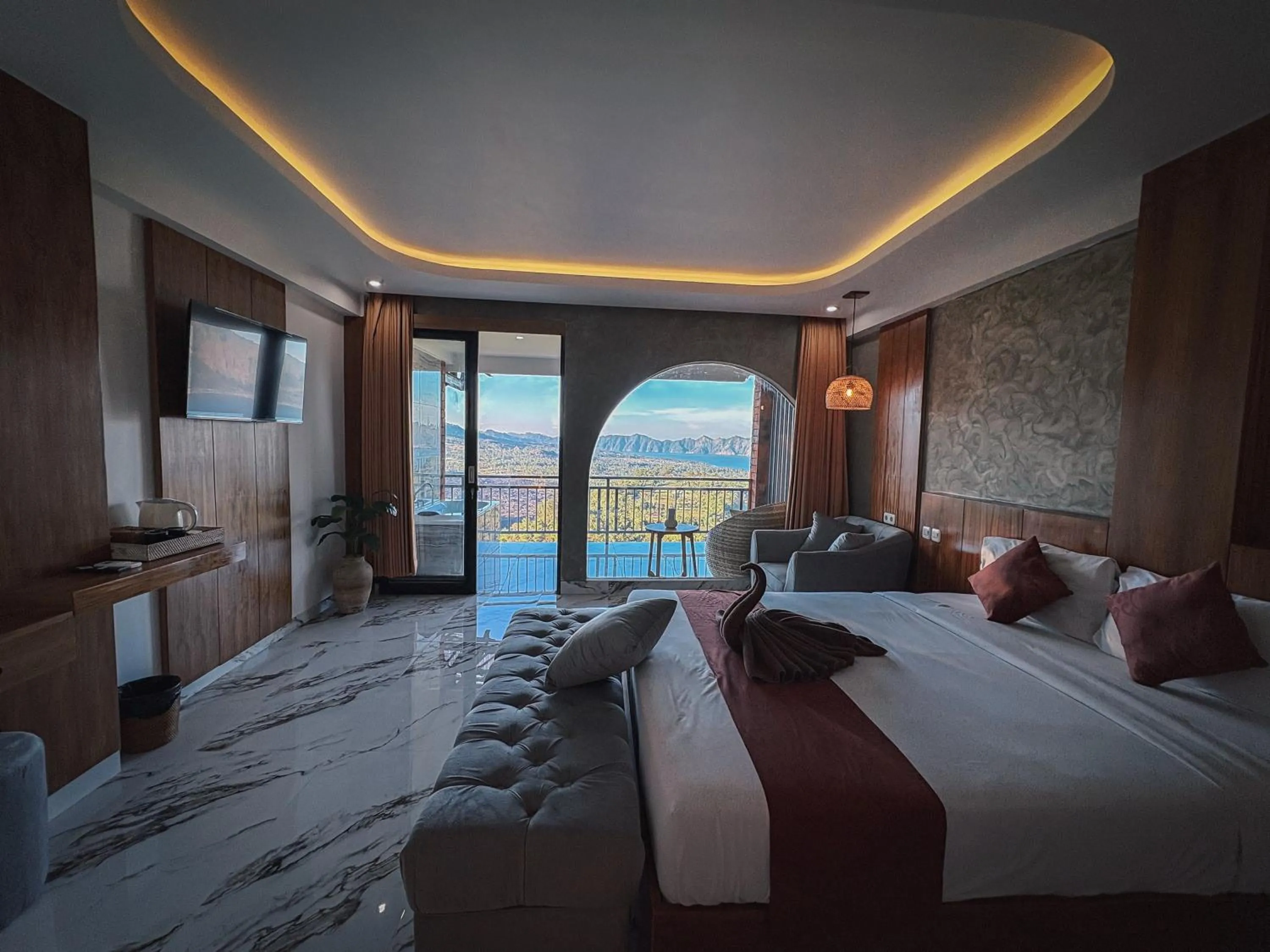 Bed in Caldera Hotel & Restaurant