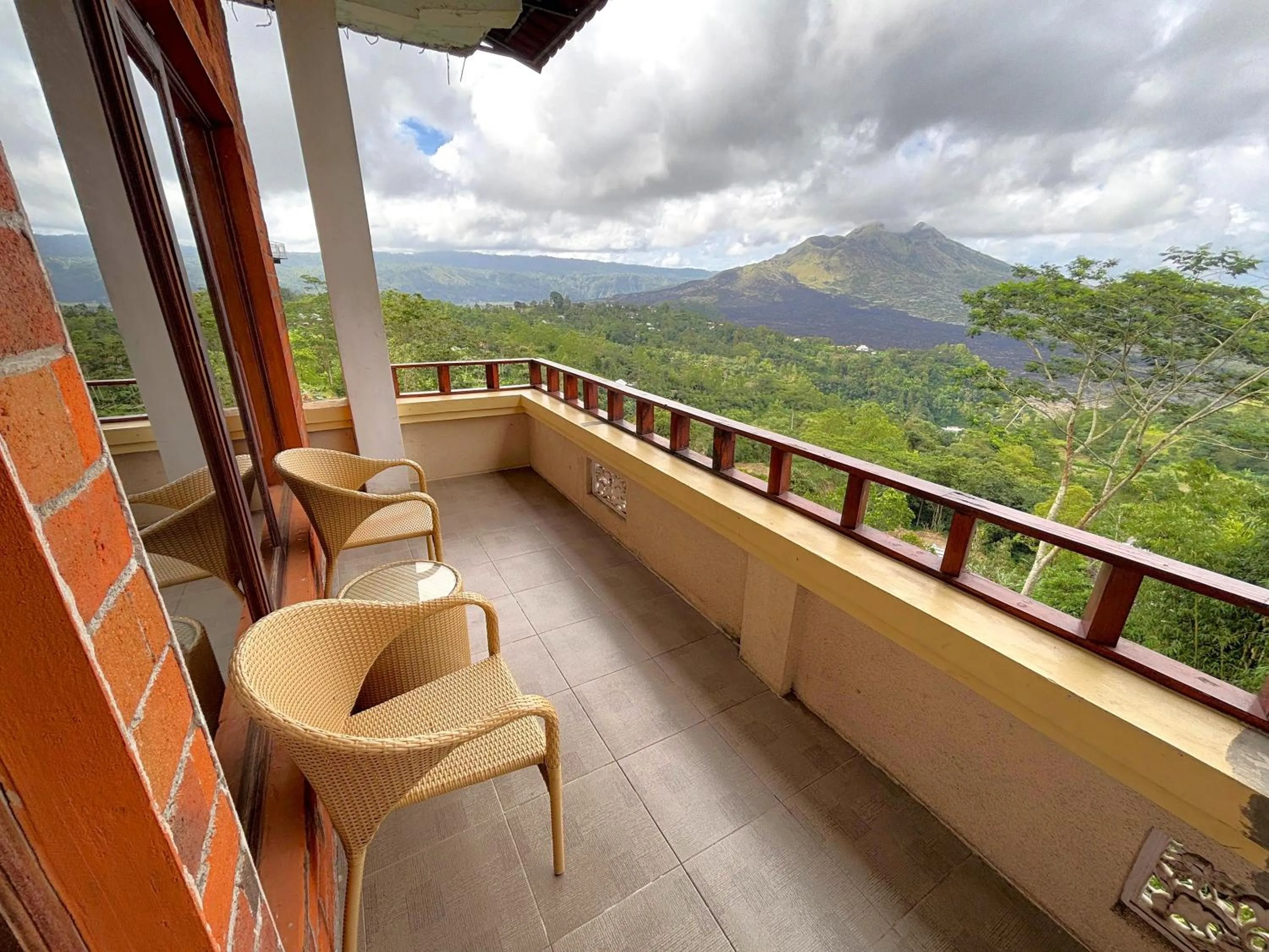 Balcony/Terrace in Caldera Hotel & Restaurant
