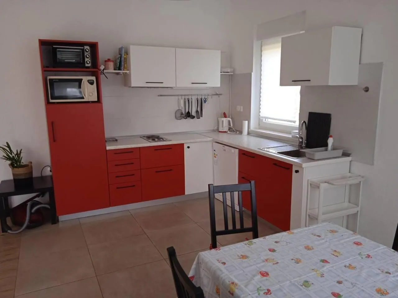 Bed in Kuca za odmor u Kastelima s pogledom na more