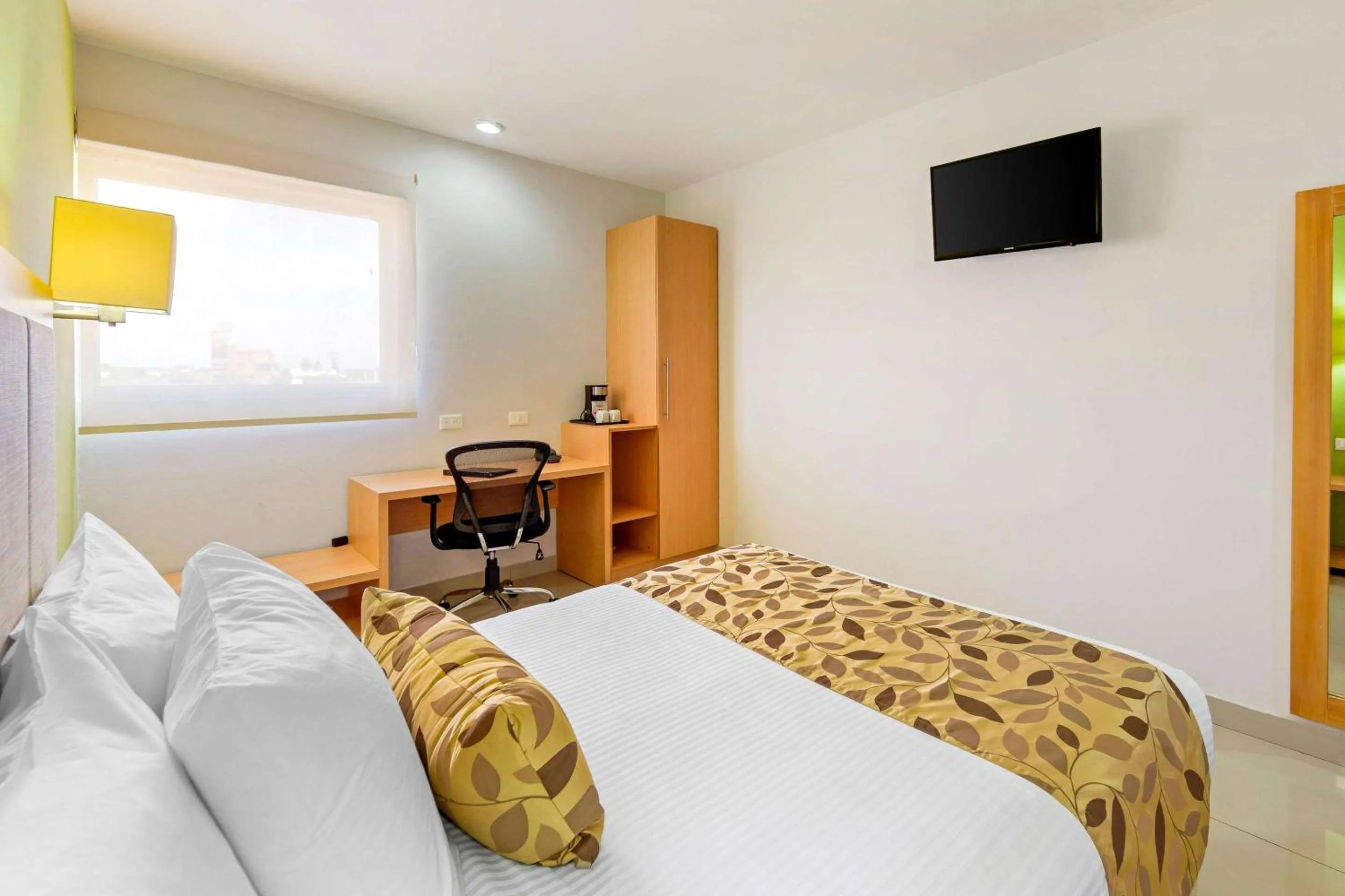 Bedroom, Bed in Sleep Inn Culiacan