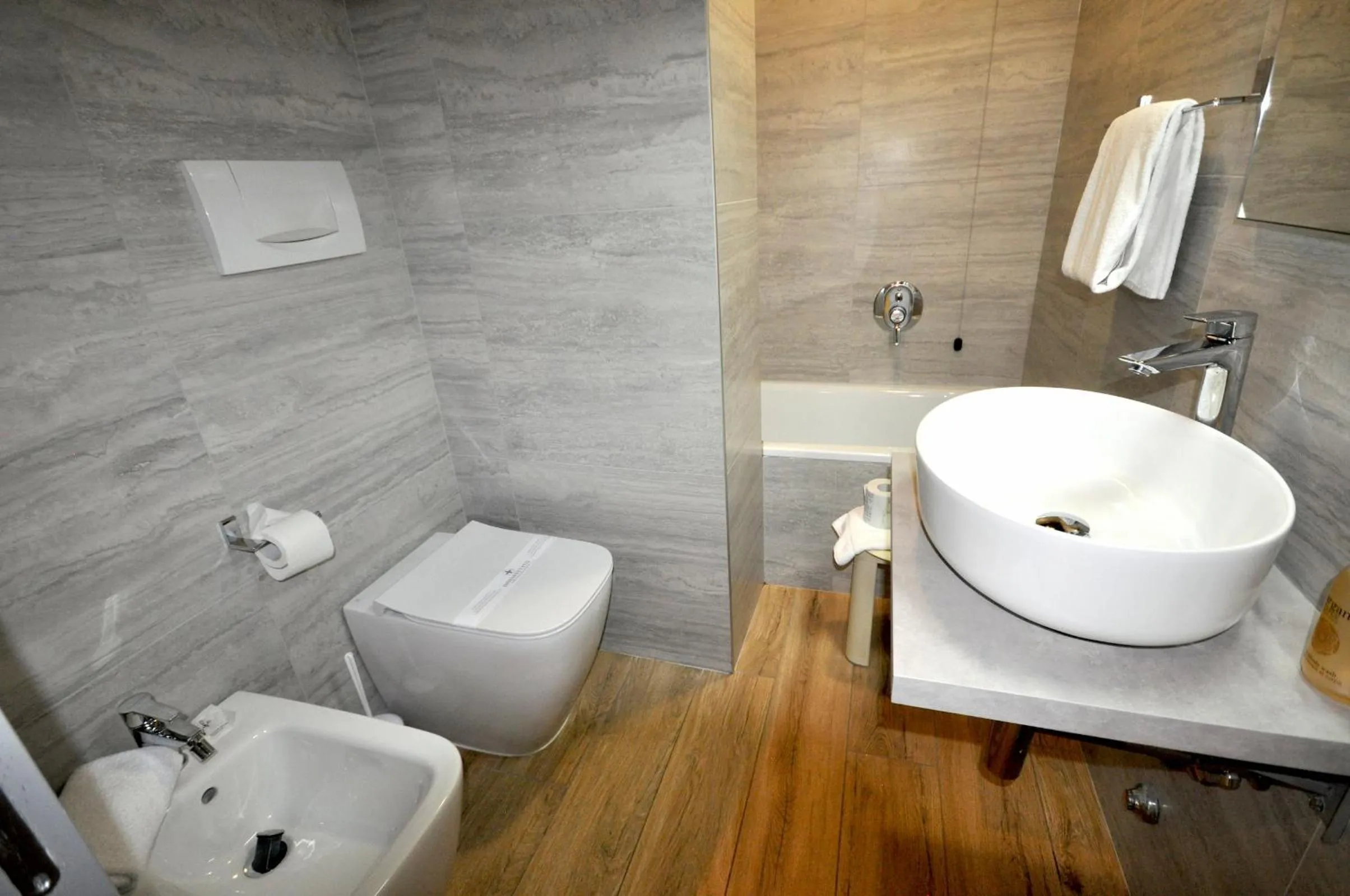 Toilet in Hotel Igea