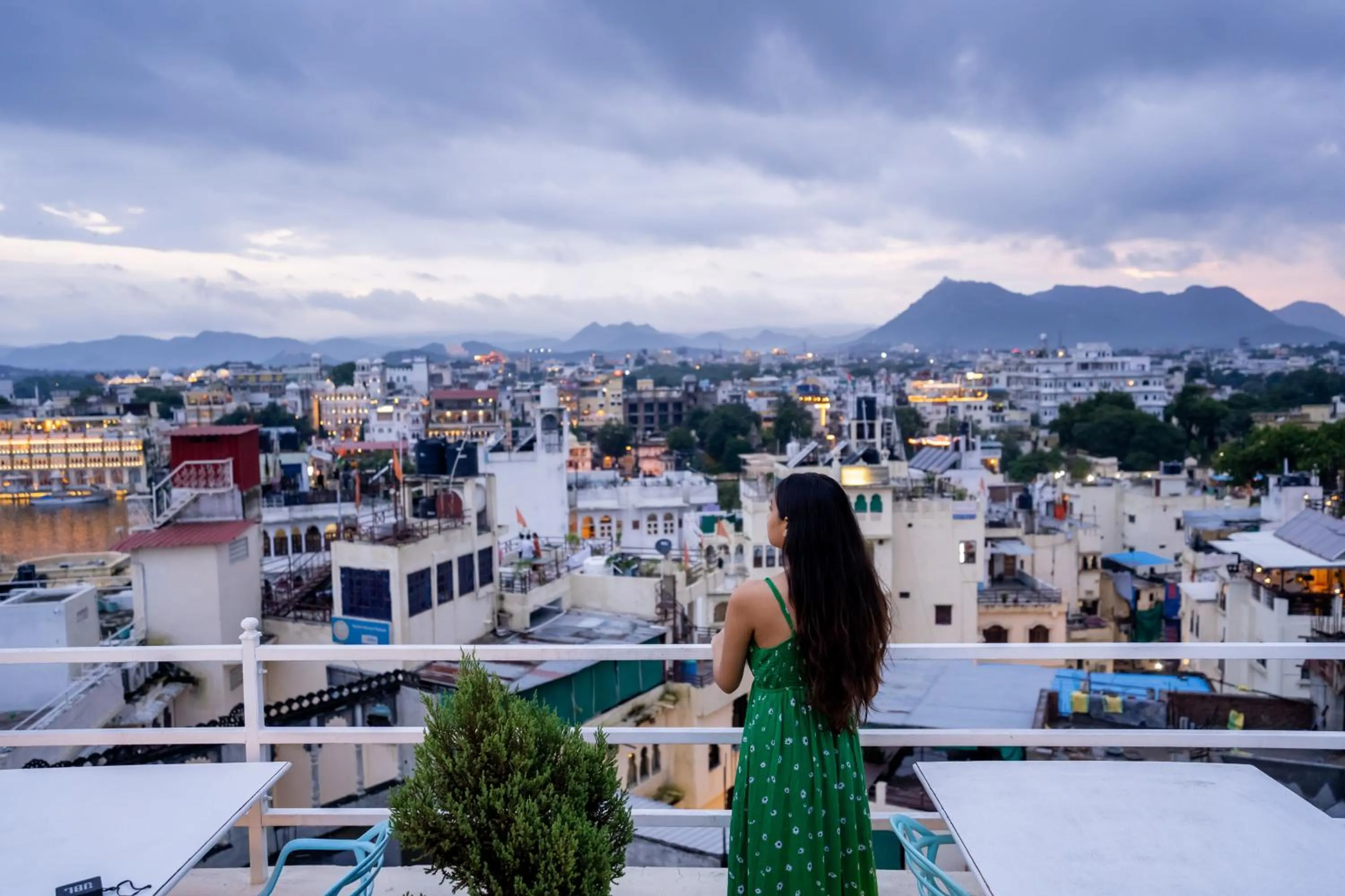 Neighbourhood in Citylights By MUSAFIR