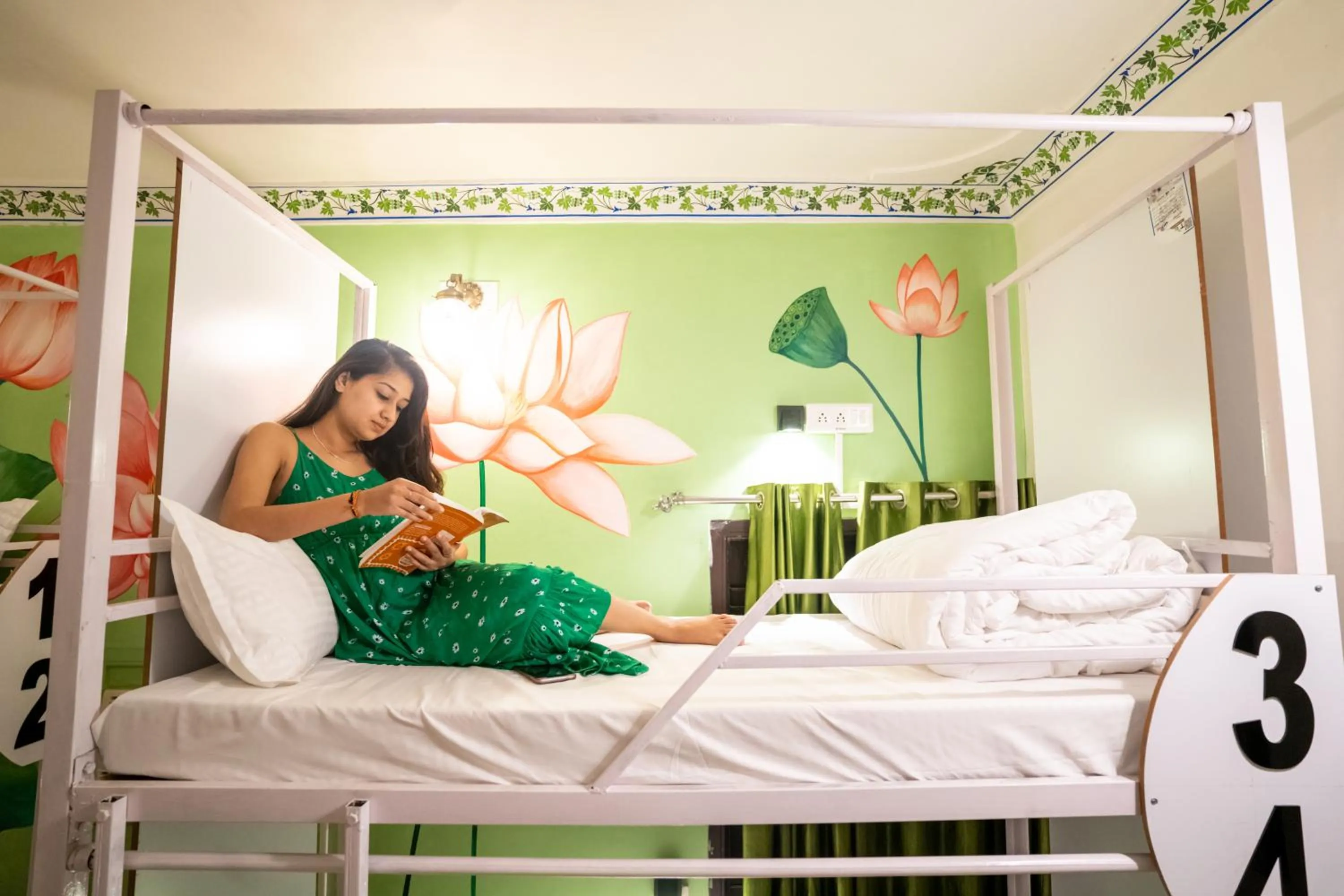 bunk bed, Bed in Citylights By MUSAFIR