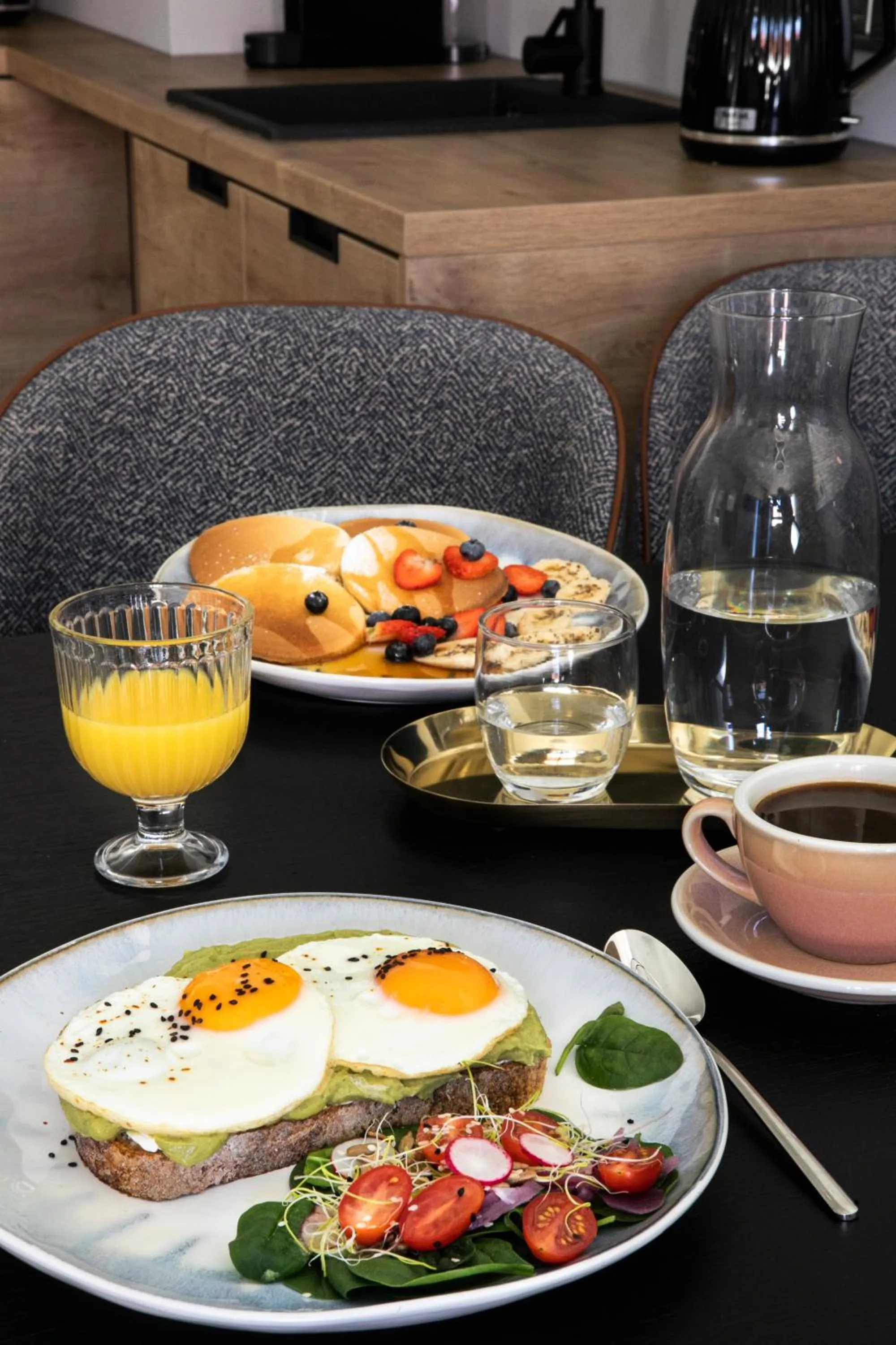 Breakfast in H11 Aparthotel