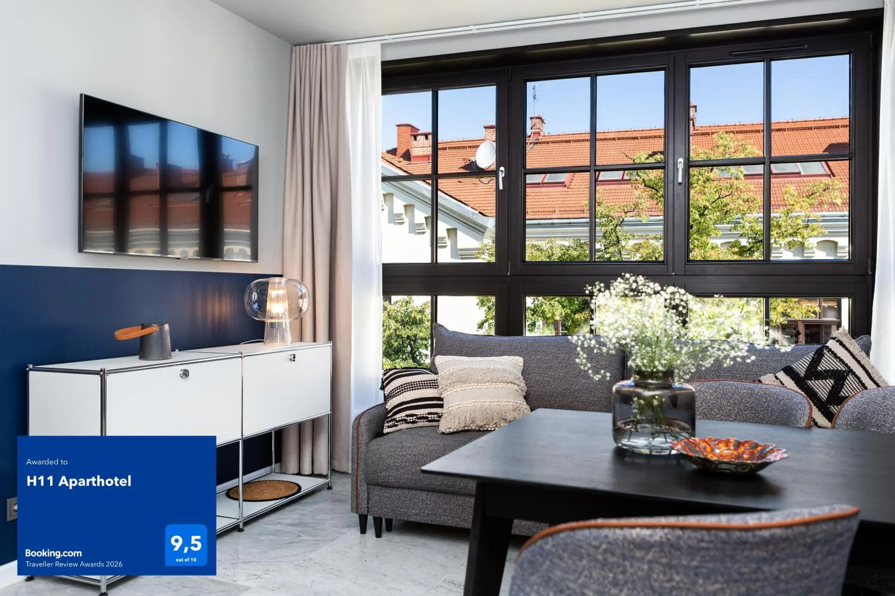 H11 Aparthotel H11 Aparthotel