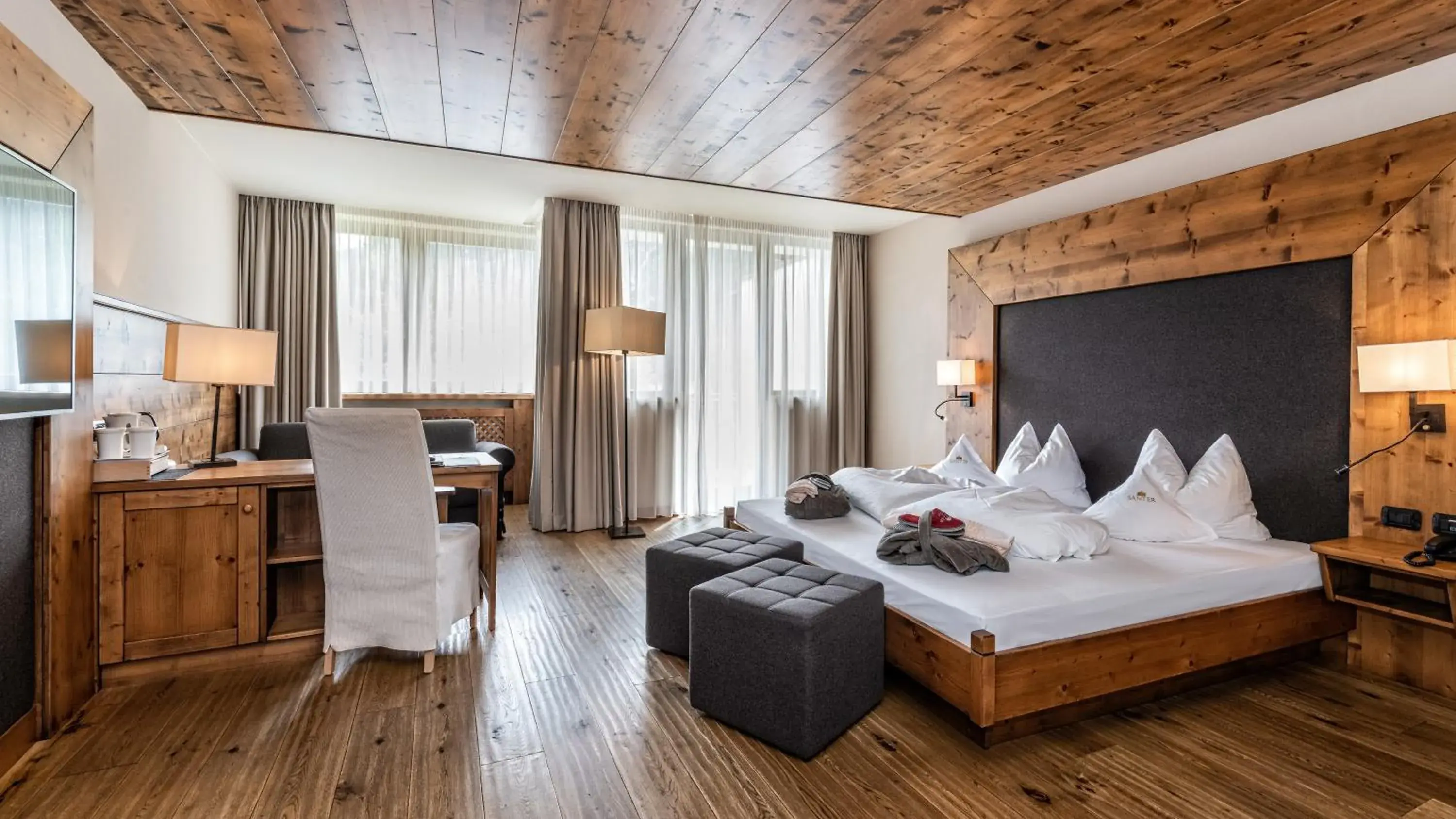 Deluxe Double Room in Romantik Hotel Santer Deluxe Double Room in Romantik Hotel Santer