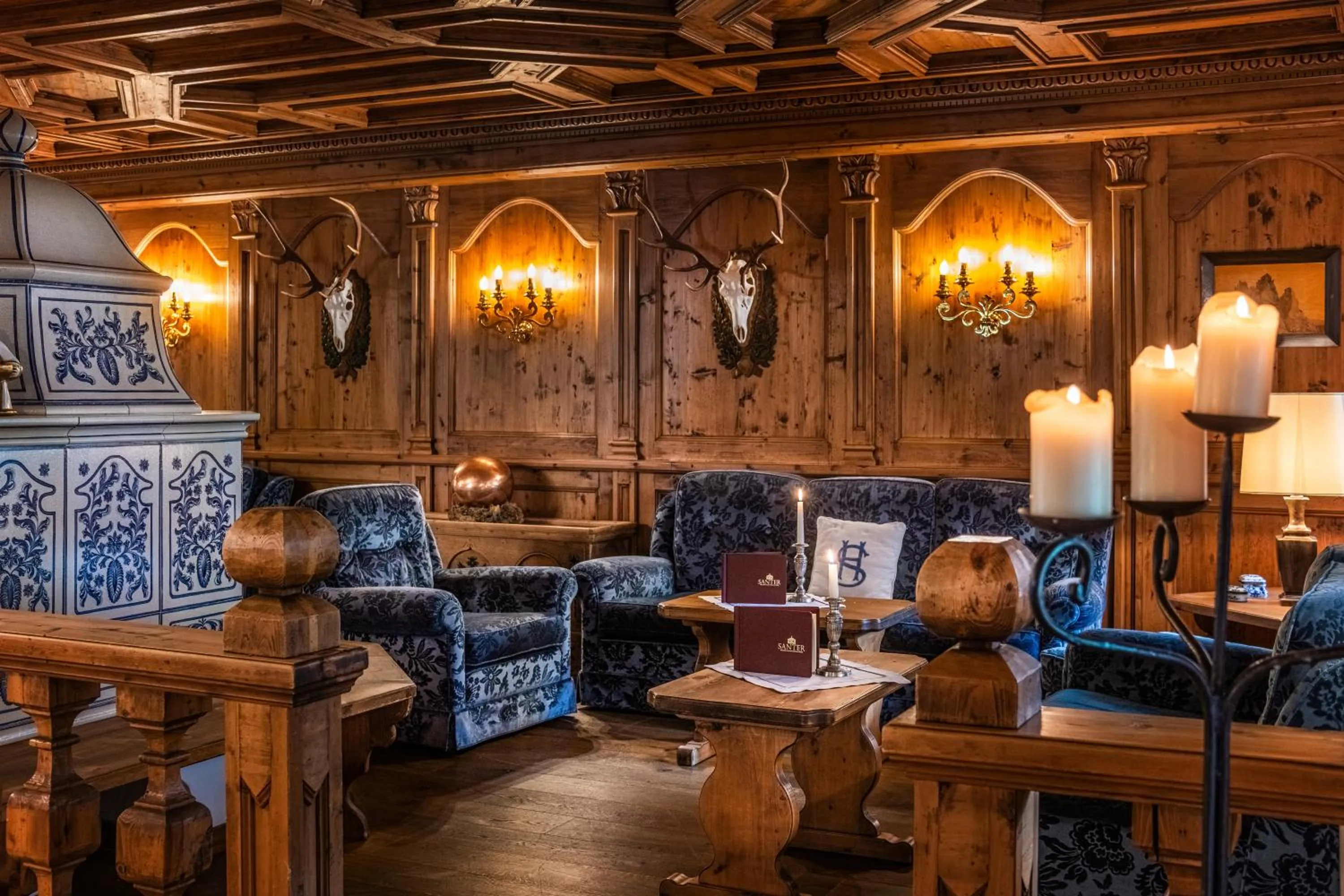 Lobby or reception in Romantik Hotel Santer