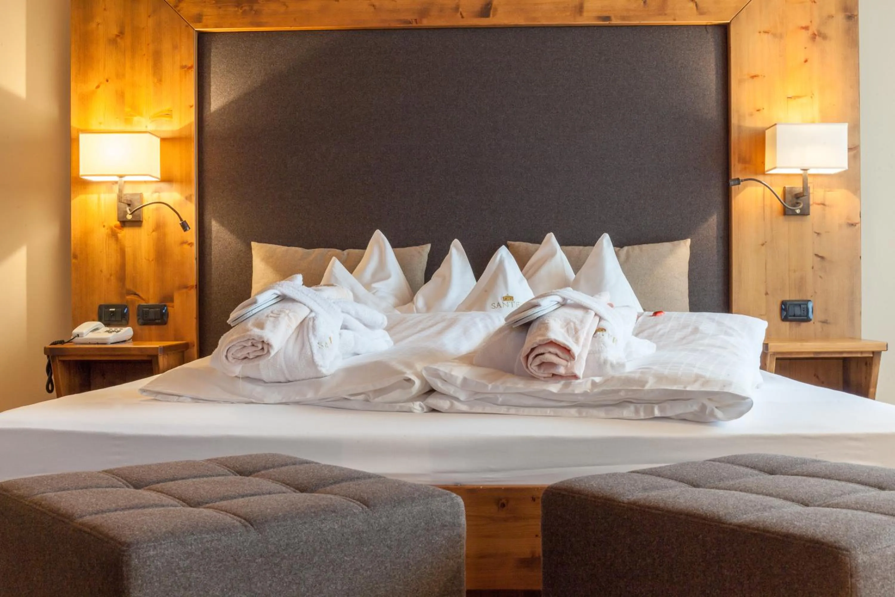 Bed in Romantik Hotel Santer