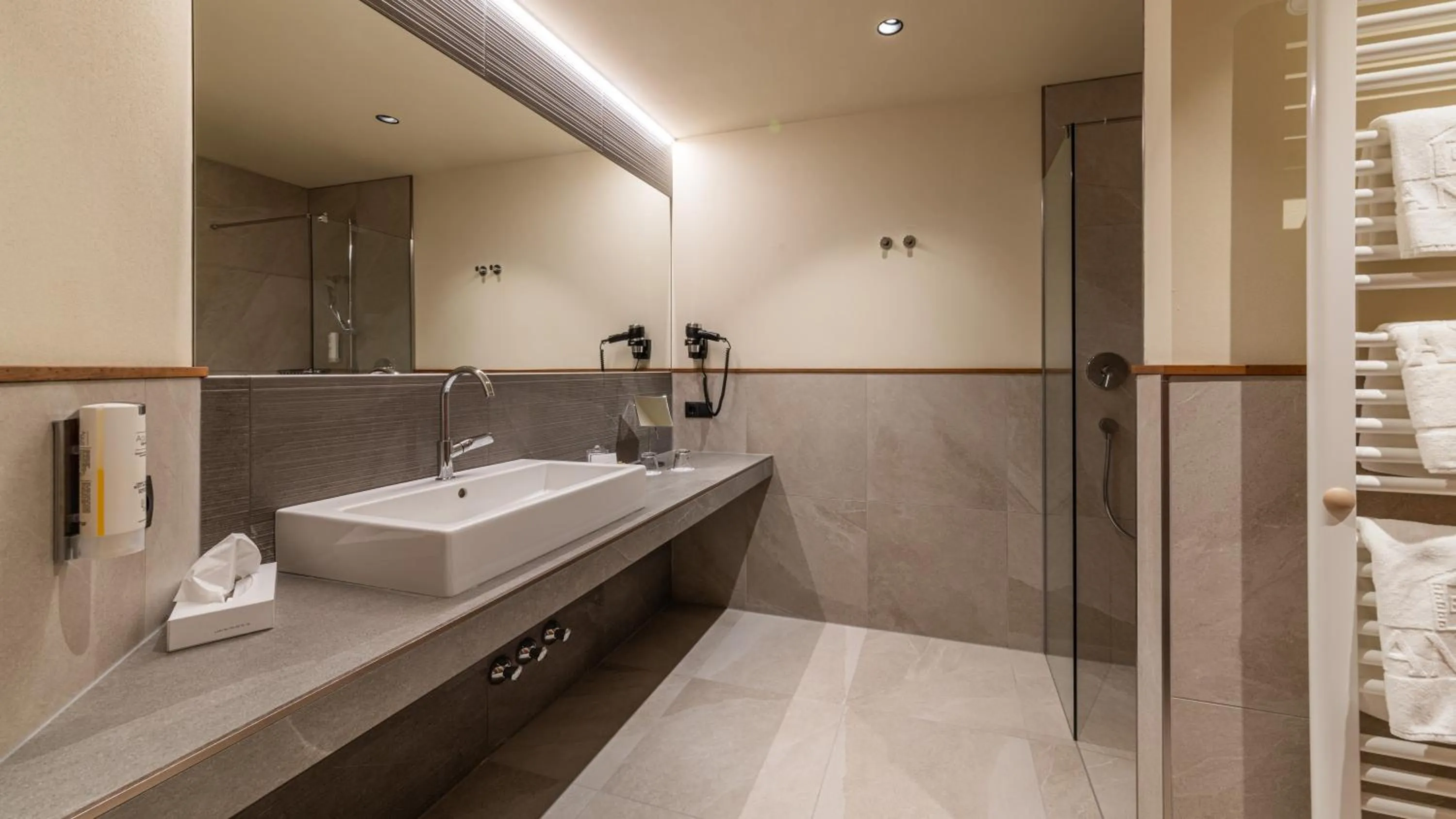 Bathroom in Romantik Hotel Santer