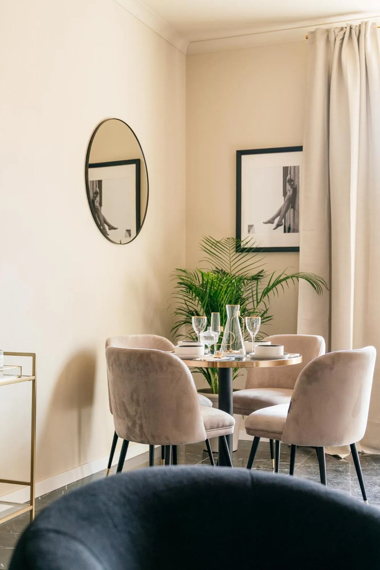 Dining area in Bogoria Residence - LoftAffair Collection