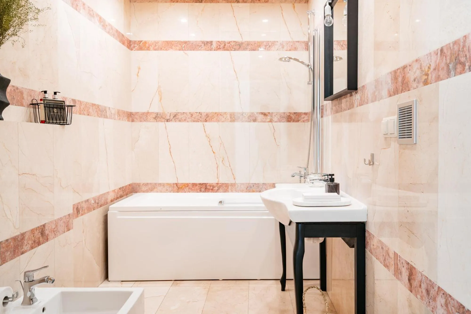 Bathroom in Bogoria Residence - LoftAffair Collection