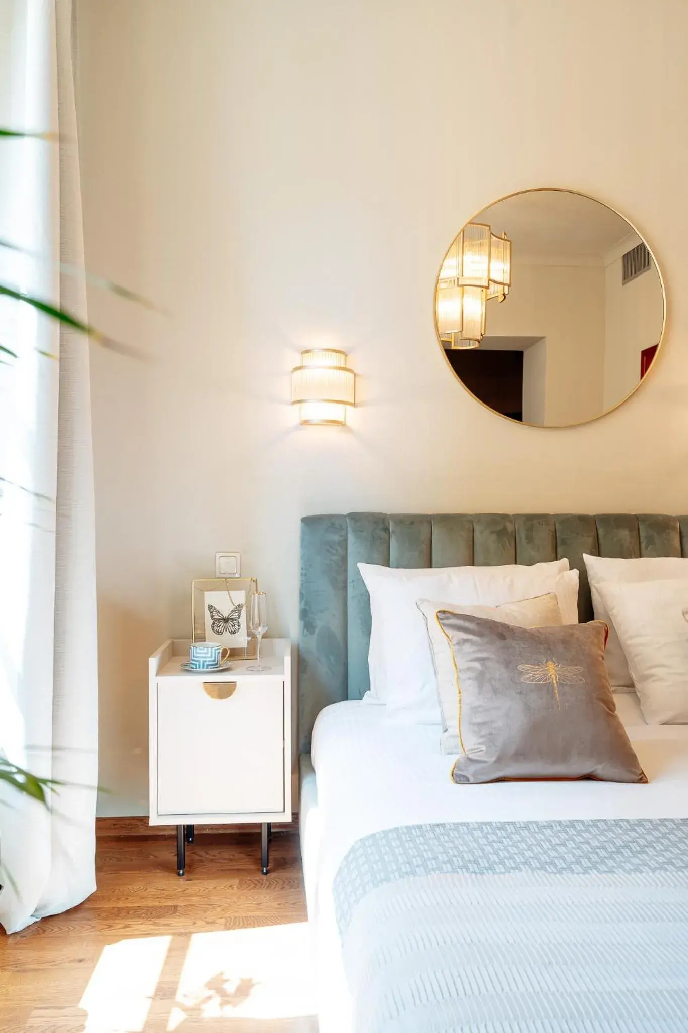 Corner Studio with Queen size bed in Bogoria Residence - LoftAffair Collection Corner Studio with Queen size bed in Bogoria Residence - LoftAffair Collection