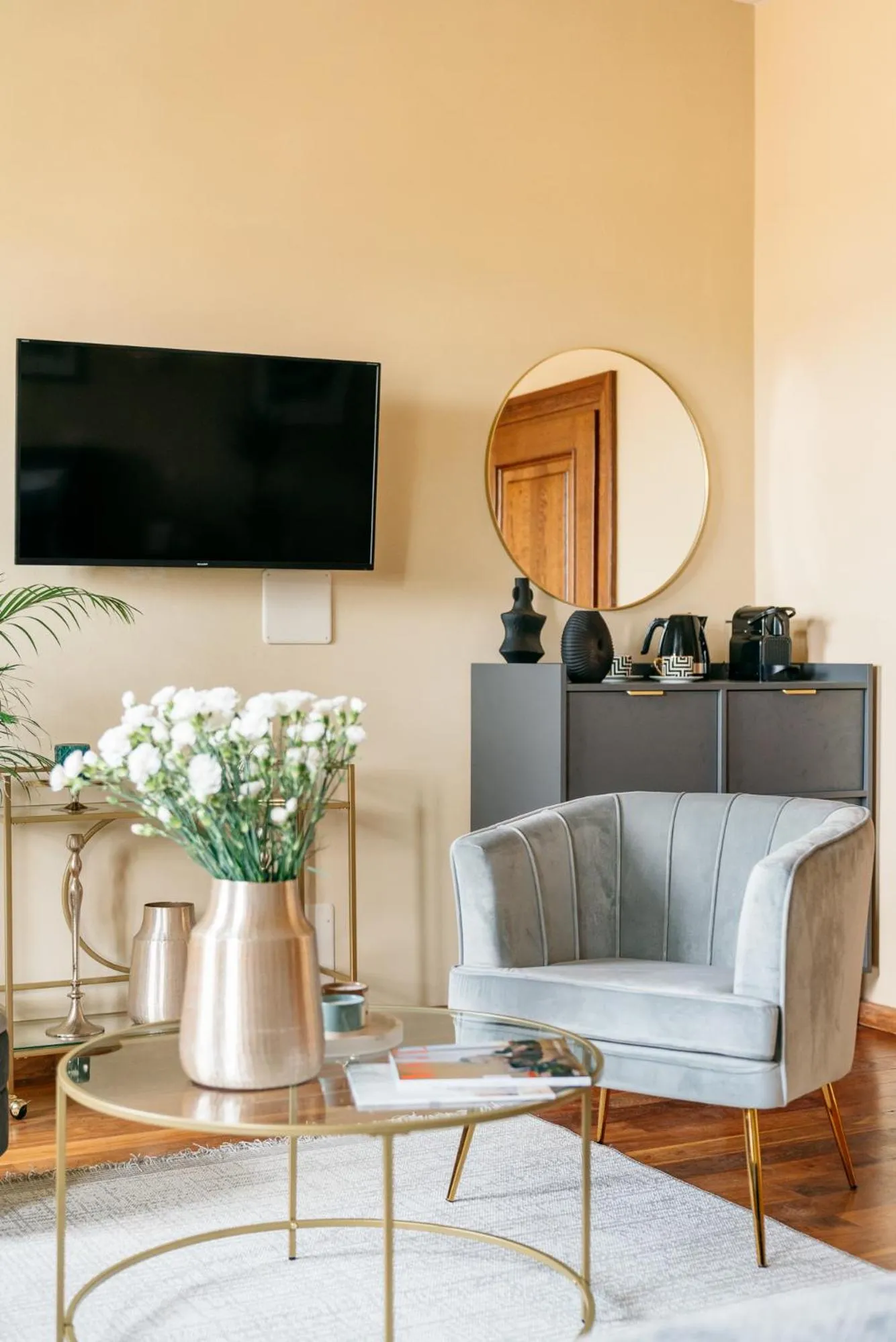 TV and multimedia in Bogoria Residence - LoftAffair Collection