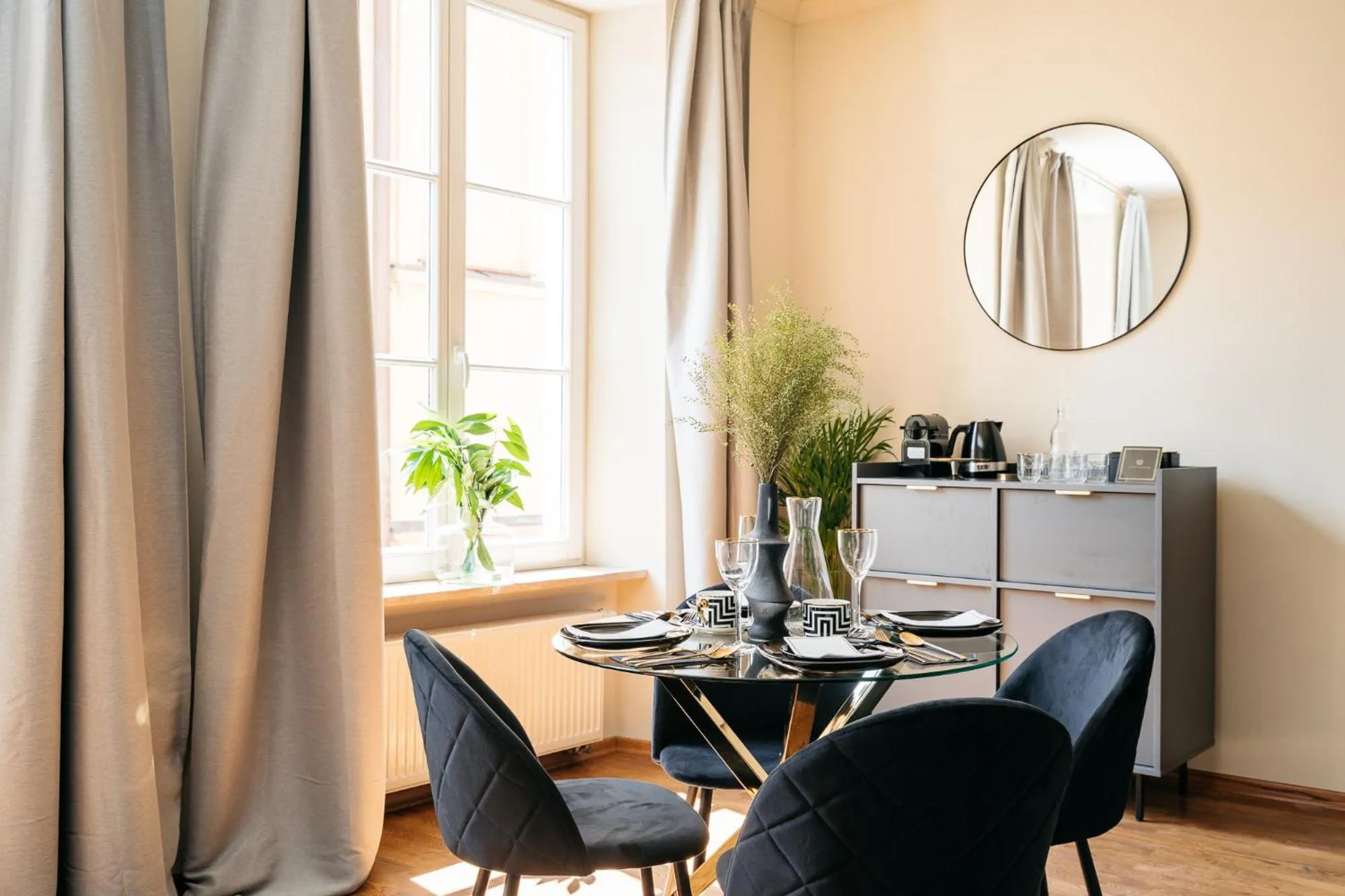 Dining area in Bogoria Residence - LoftAffair Collection