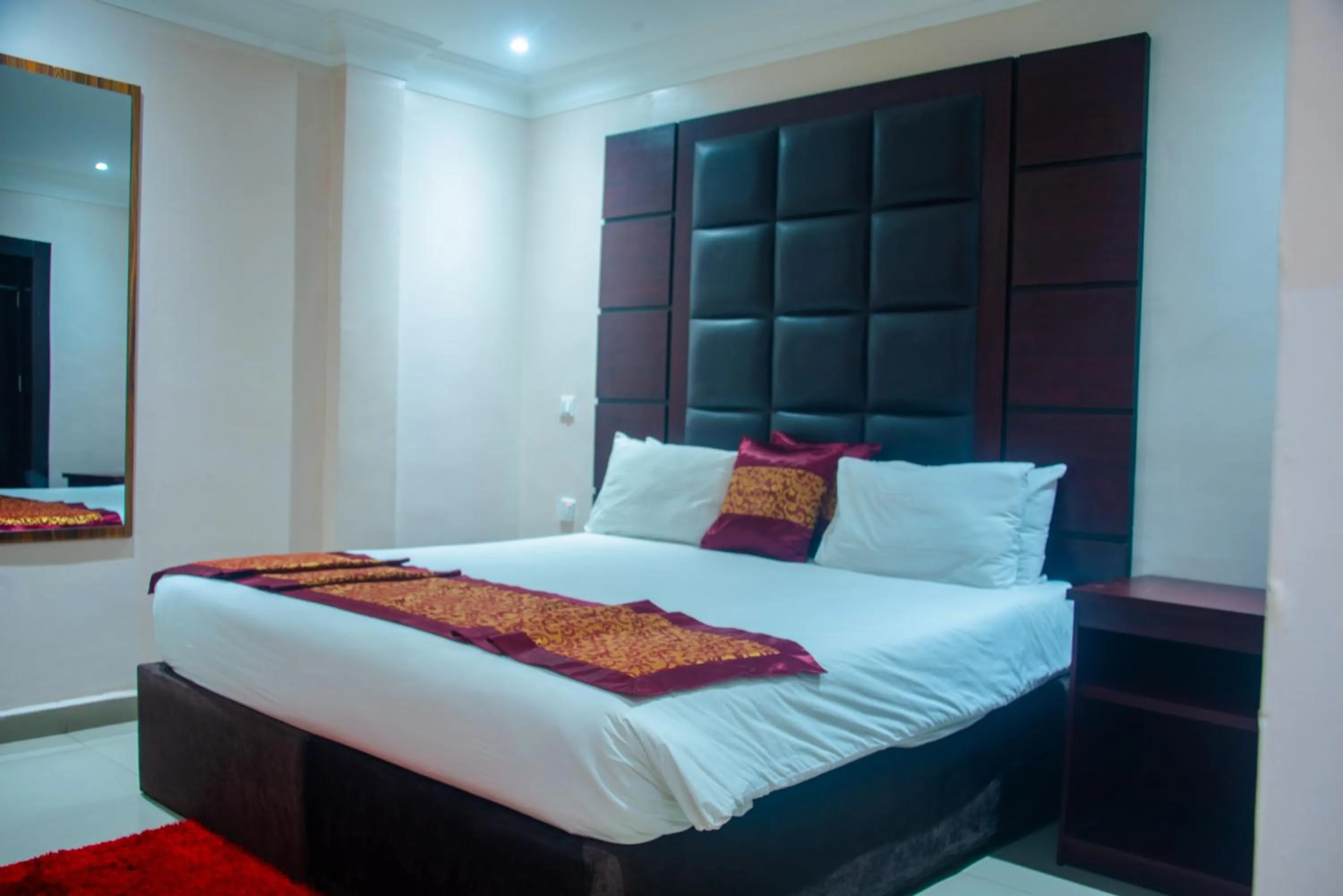 Bed in Golden Tulip Garden City Hotel - Rivotel