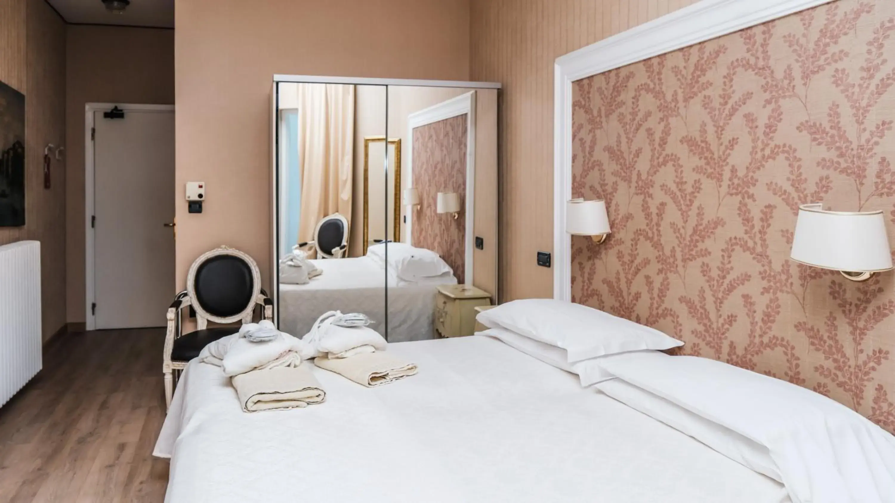 Bedroom, Bed in Bellavista Terme Resort & Spa Bedroom, Bed in Bellavista Terme Resort & Spa