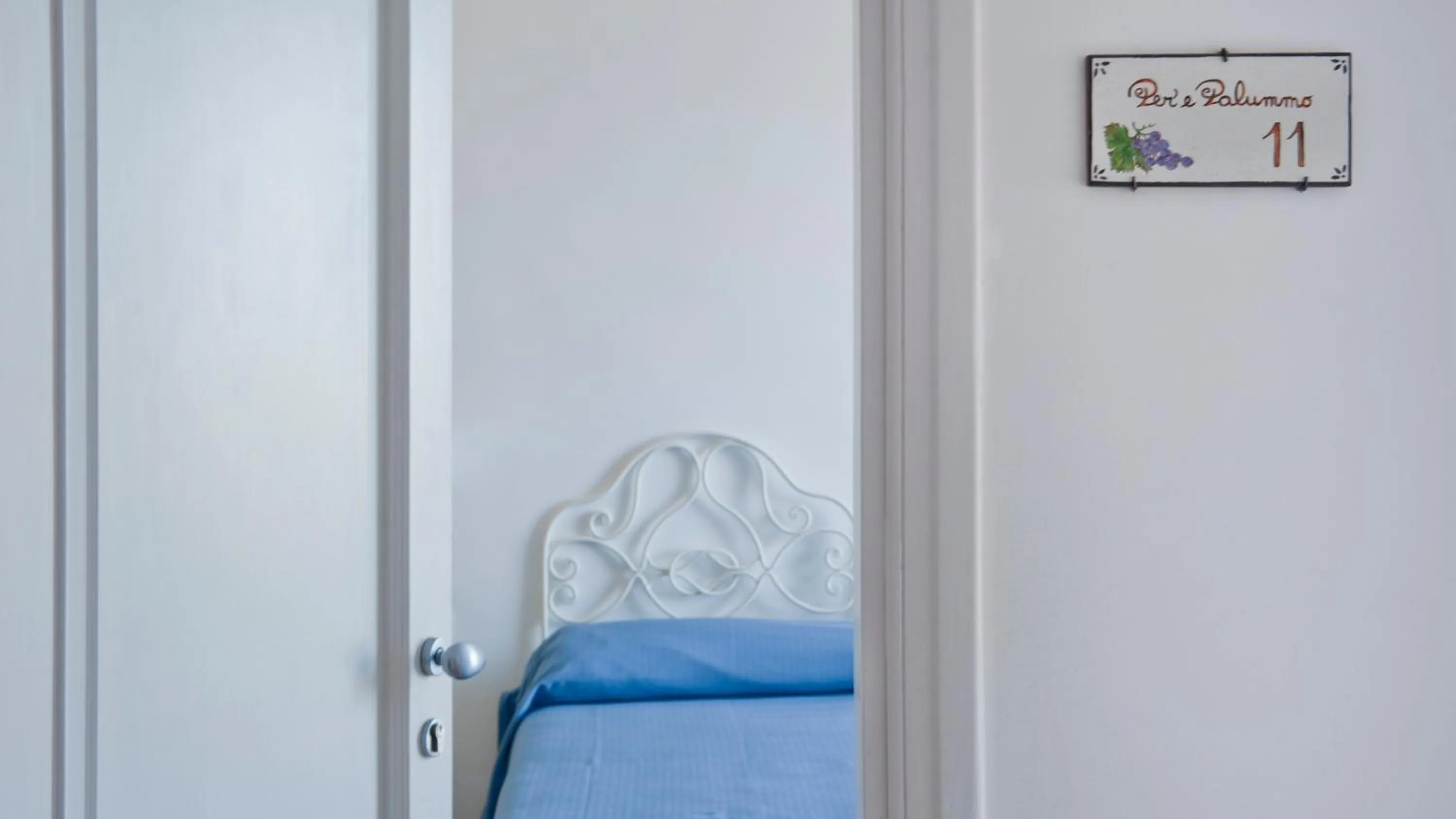 Bed in Albergo 'La Vigna'