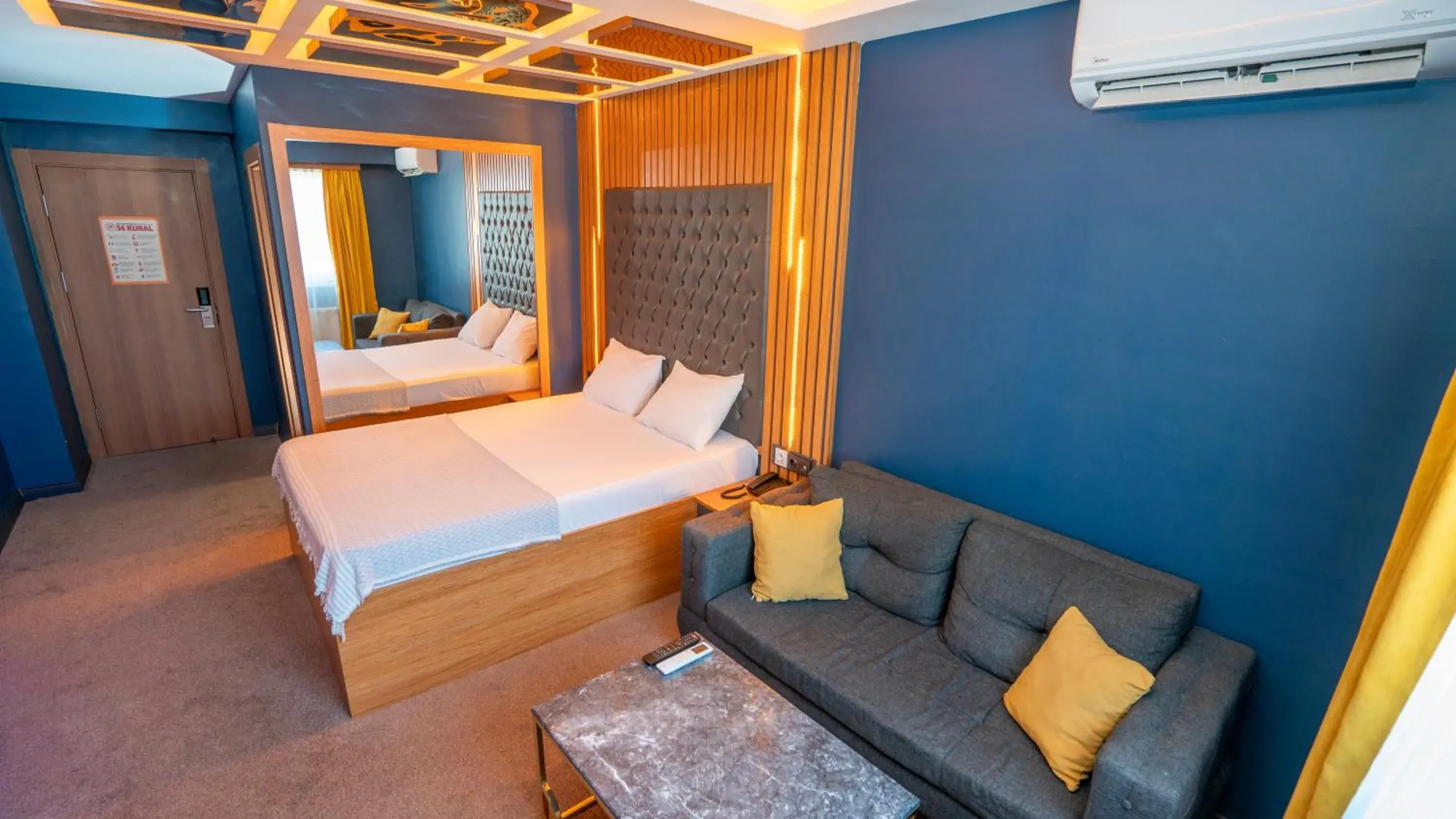 Bed in Royal Nest Bed in Royal Nest