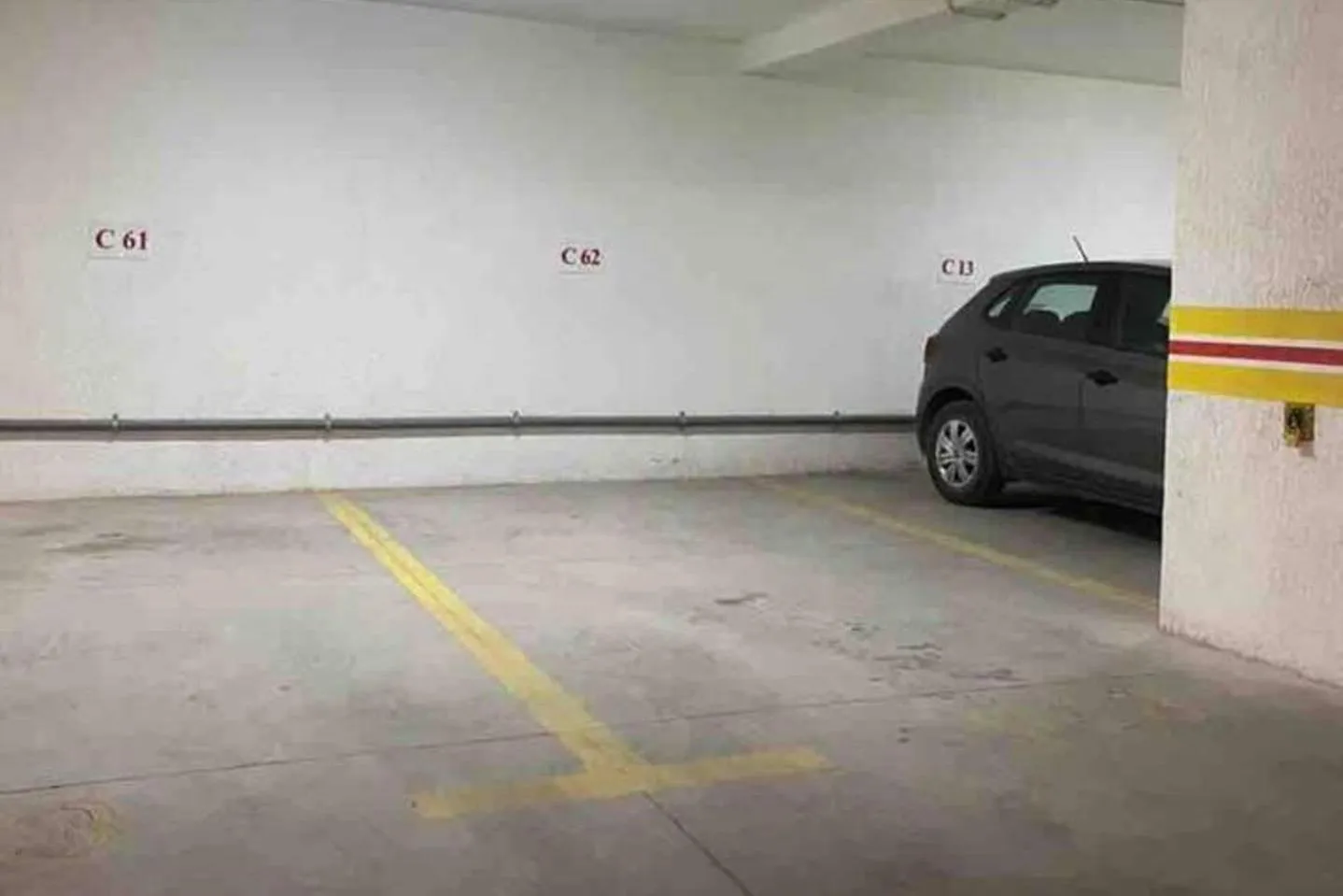 1 Bed Flat - Sleeps 2 - Parking - Wifi