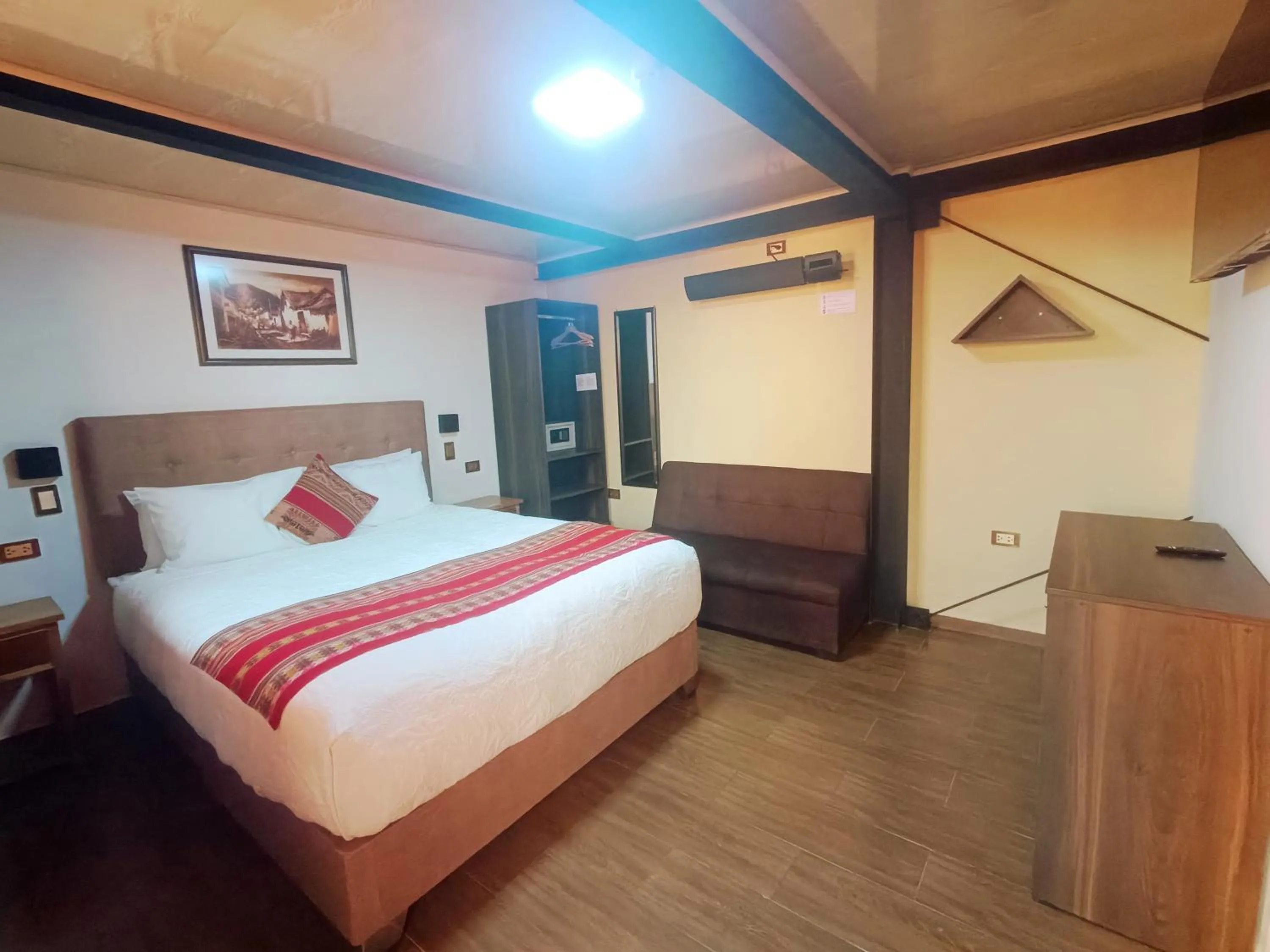 Photo of the whole room, Bed in La Posada del Viajero