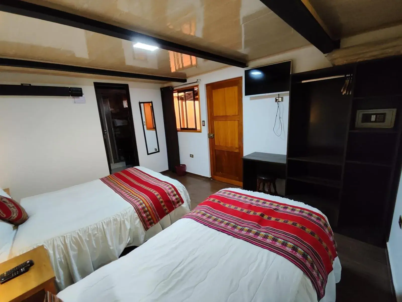 TV and multimedia, Bed in La Posada del Viajero TV and multimedia, Bed in La Posada del Viajero