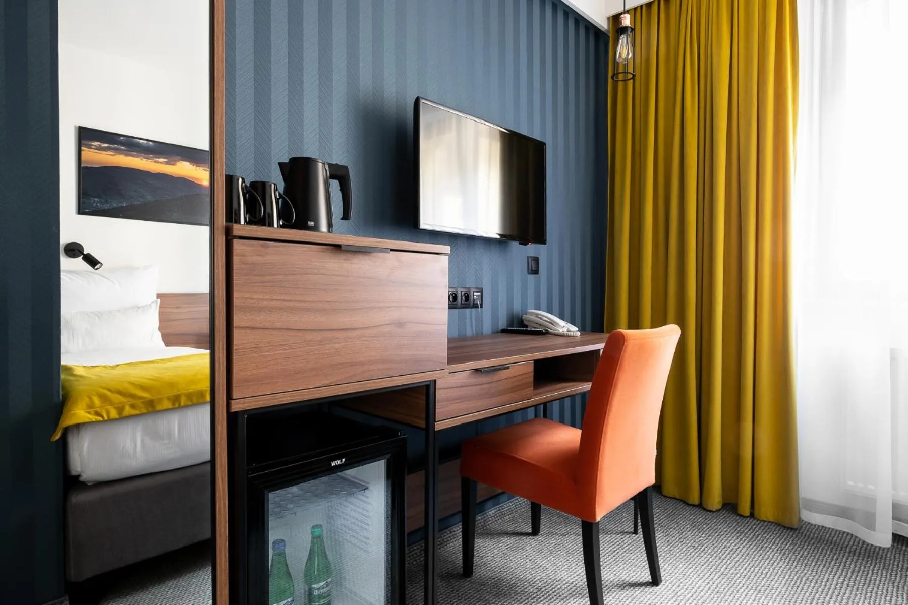 Communal lounge/ TV room, Bed in Hotel Vestina