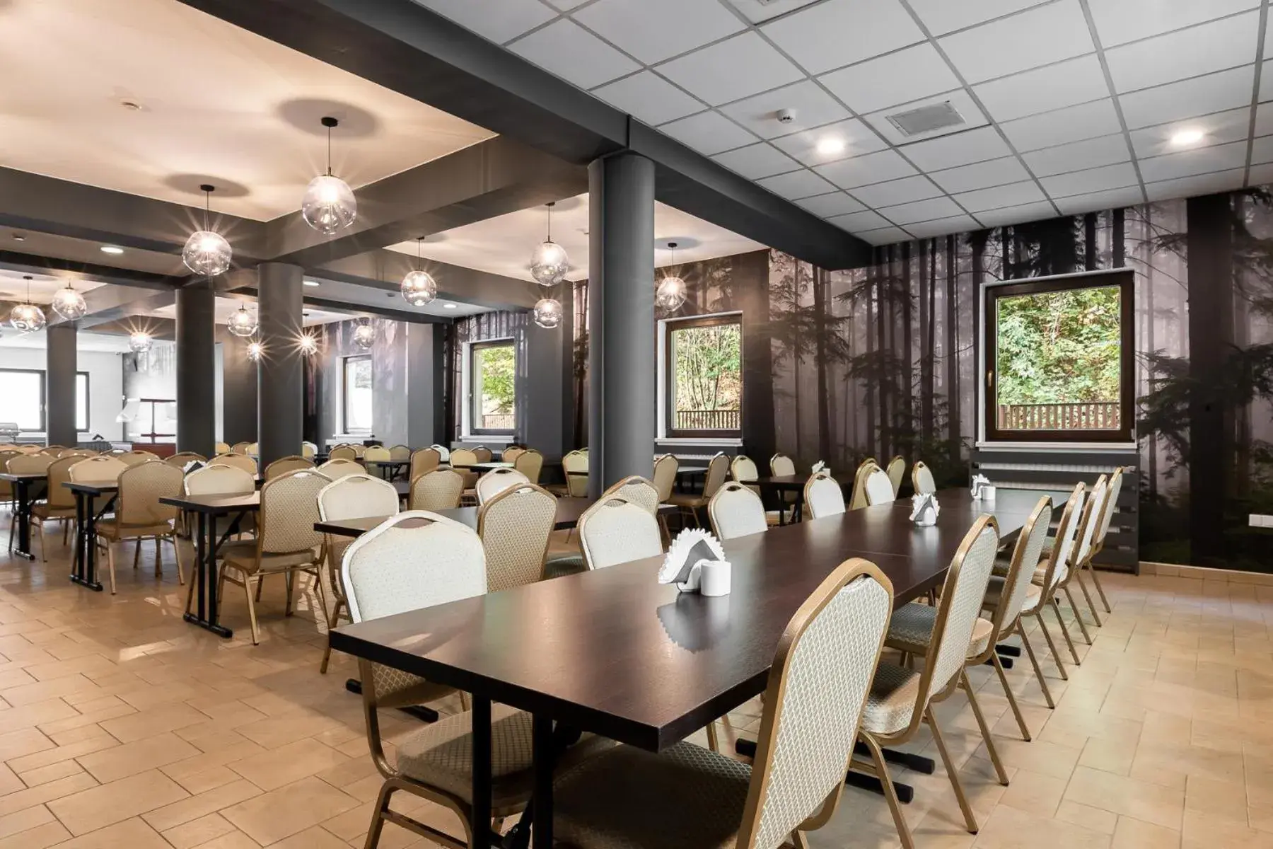 Restaurant/places to eat in Hotel Vestina Restaurant/places to eat in Hotel Vestina