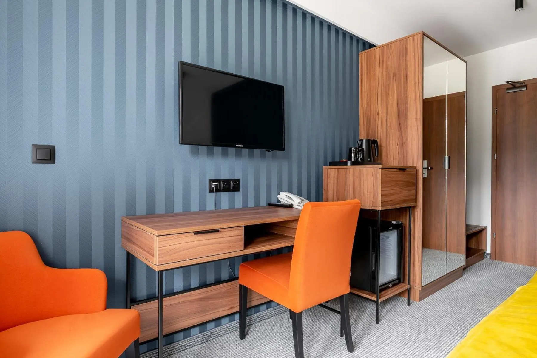 Communal lounge/ TV room in Hotel Vestina