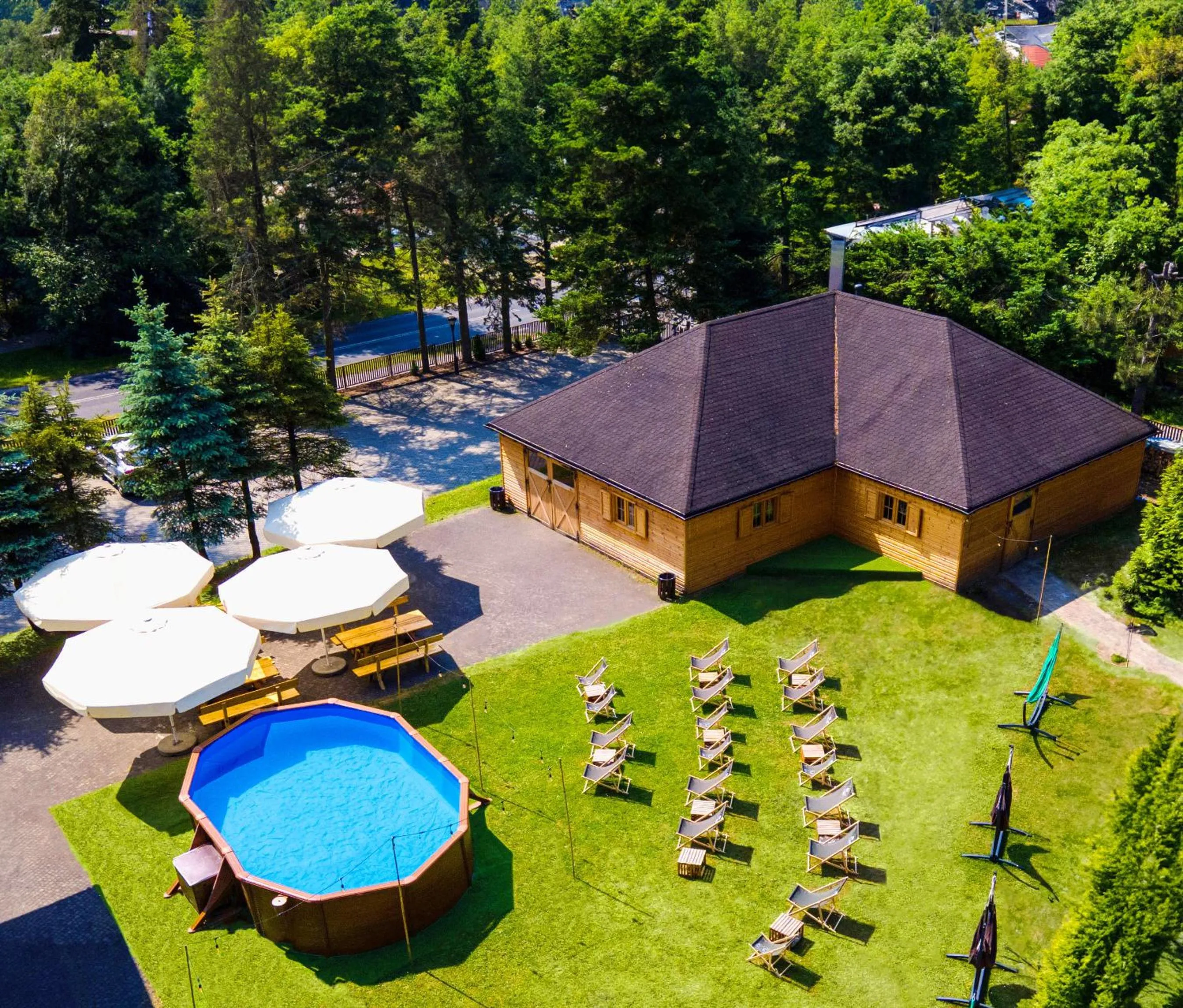 Swimming pool in Hotel Vestina