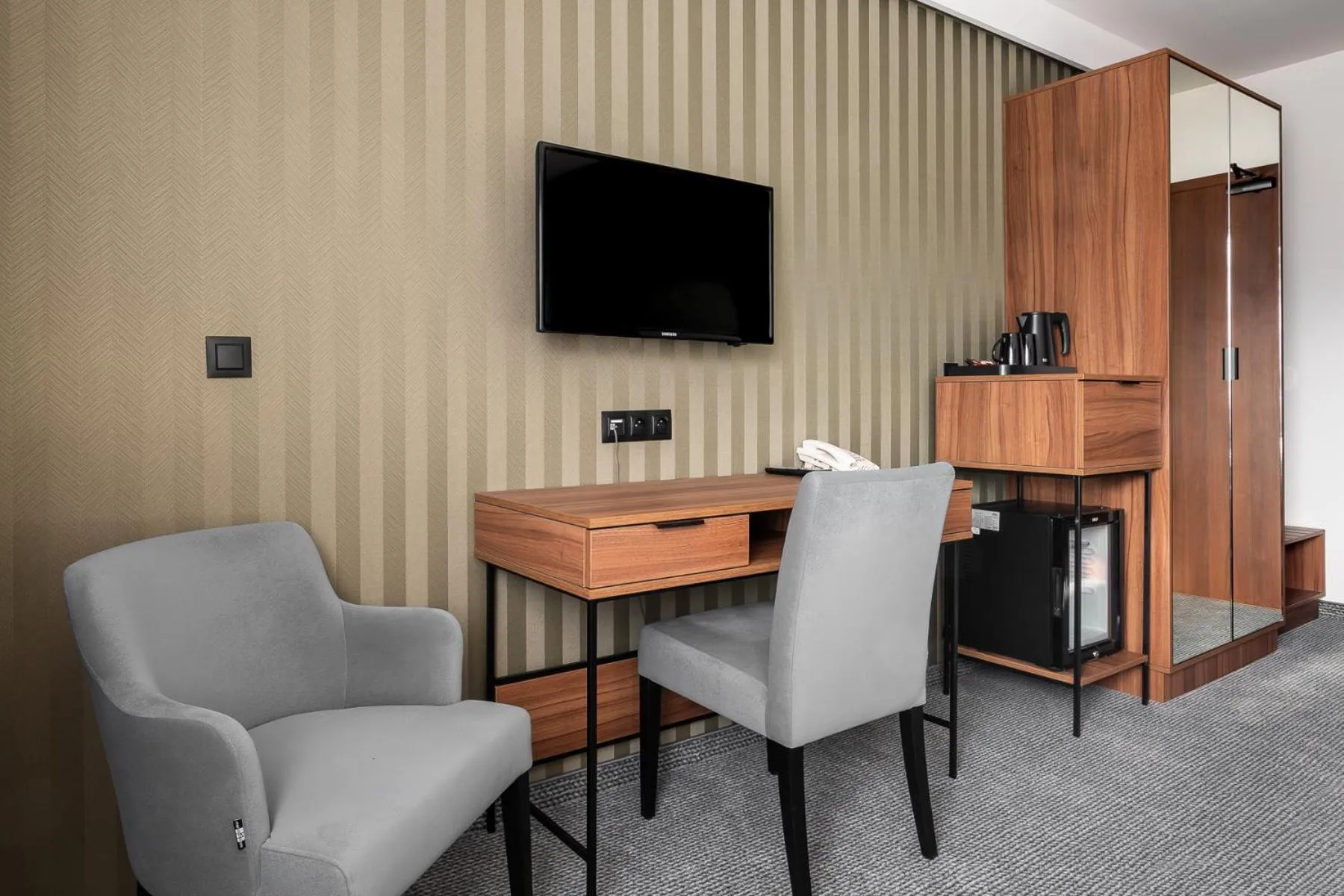 Communal lounge/ TV room in Hotel Vestina