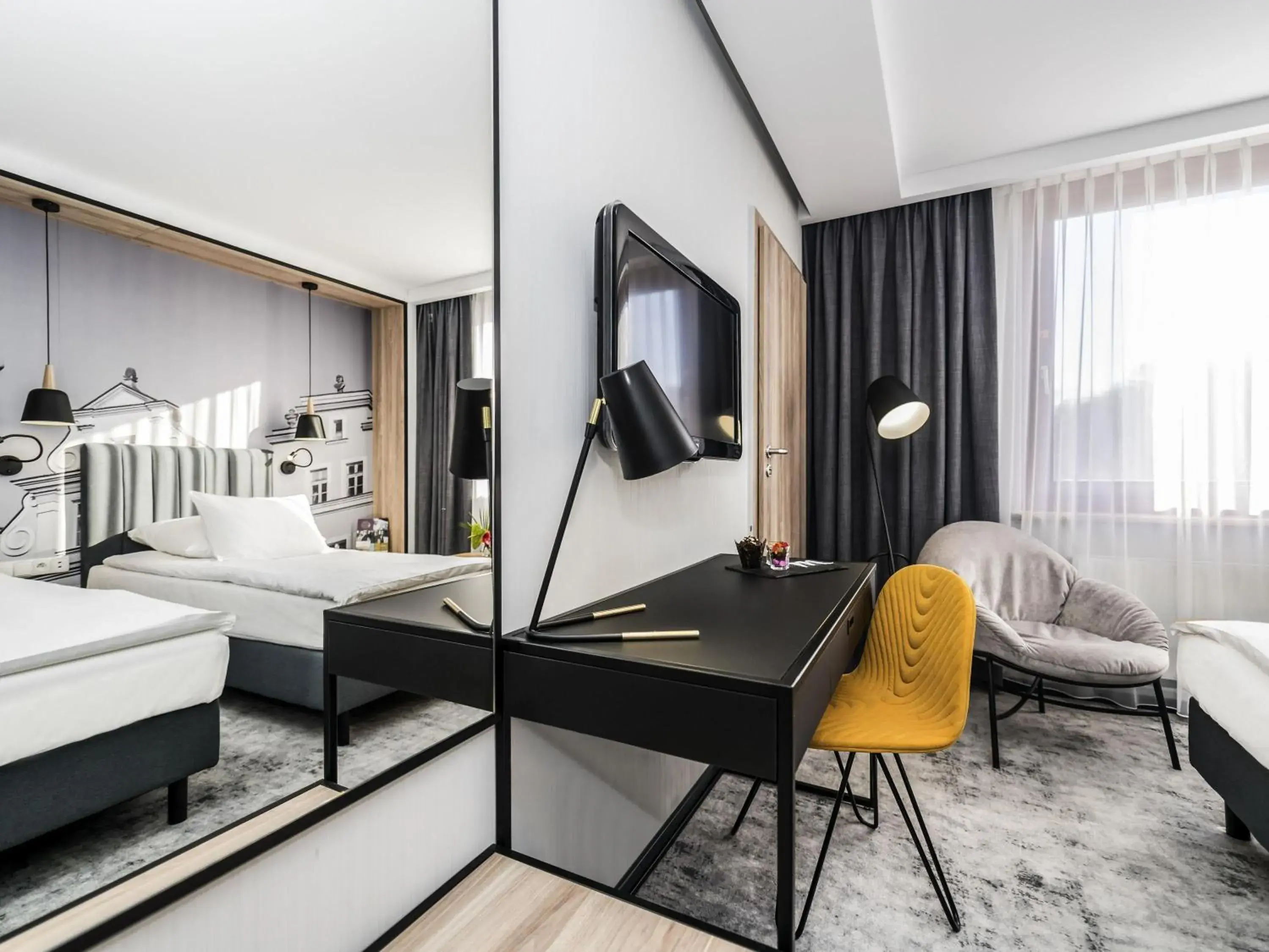 Bedroom, Bed in Mercure Jelenia Góra Bedroom, Bed in Mercure Jelenia Góra