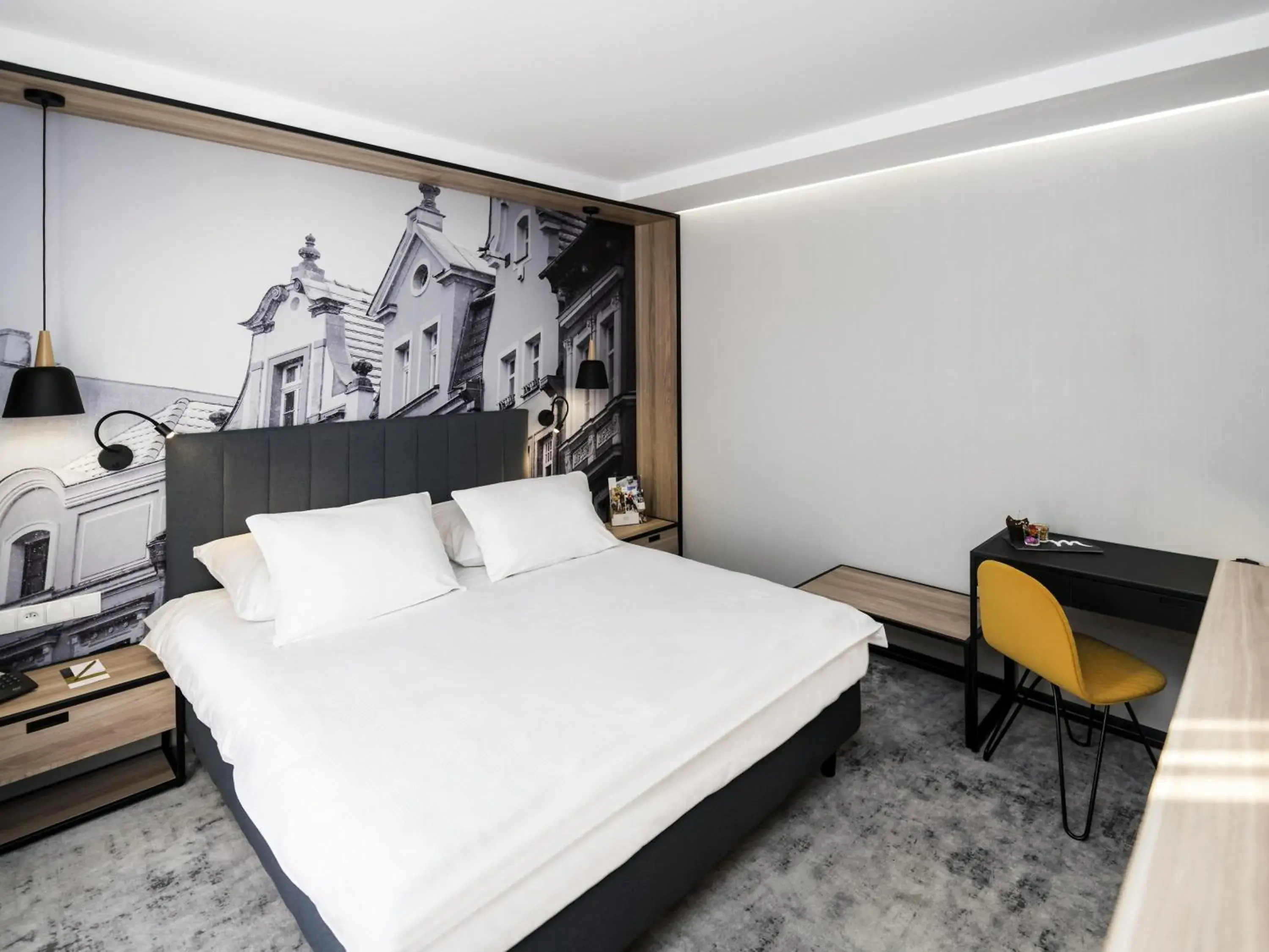 Bedroom, Bed in Mercure Jelenia Góra Bedroom, Bed in Mercure Jelenia Góra