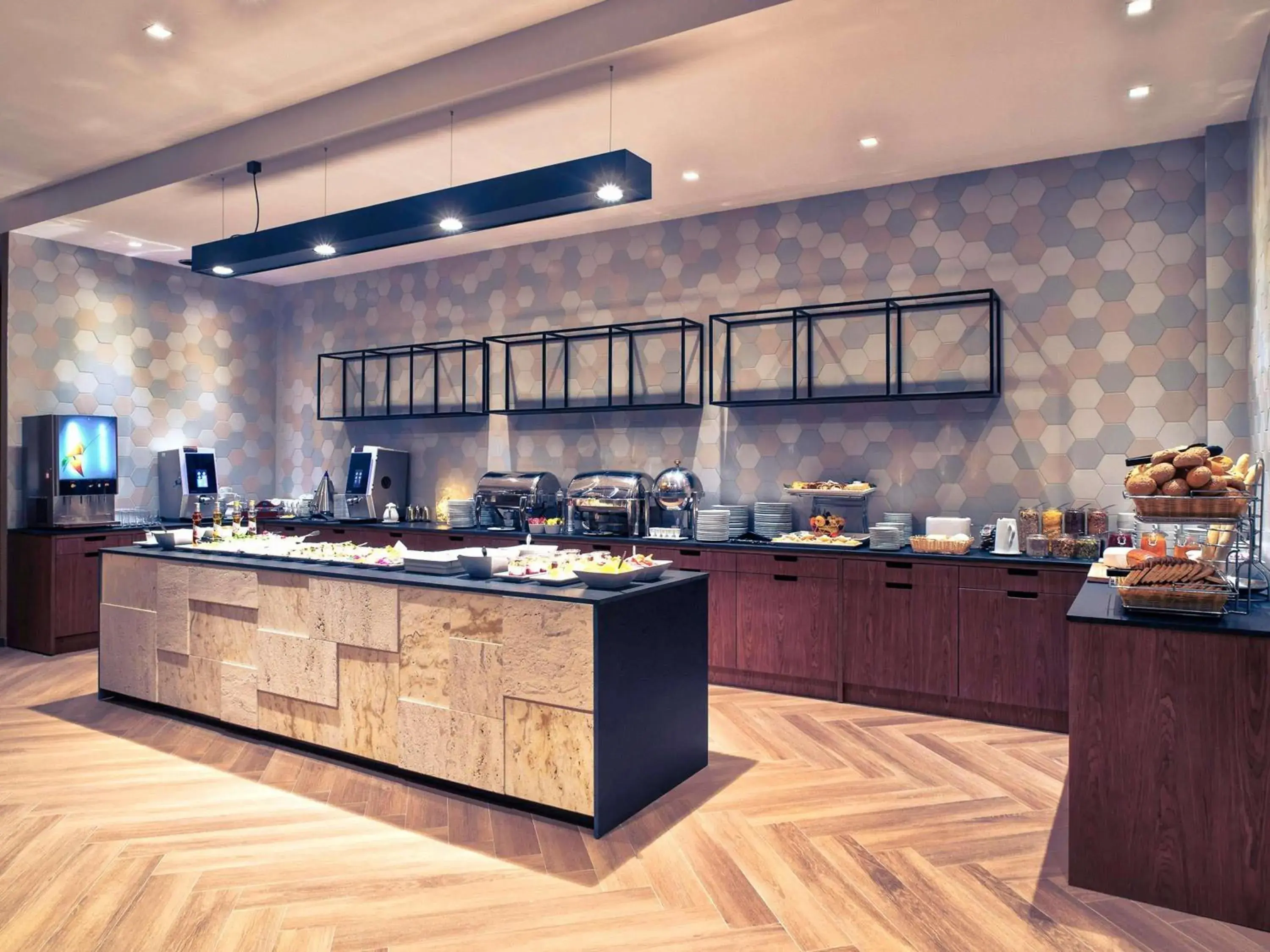 Breakfast in Mercure Jelenia Góra Breakfast in Mercure Jelenia Góra